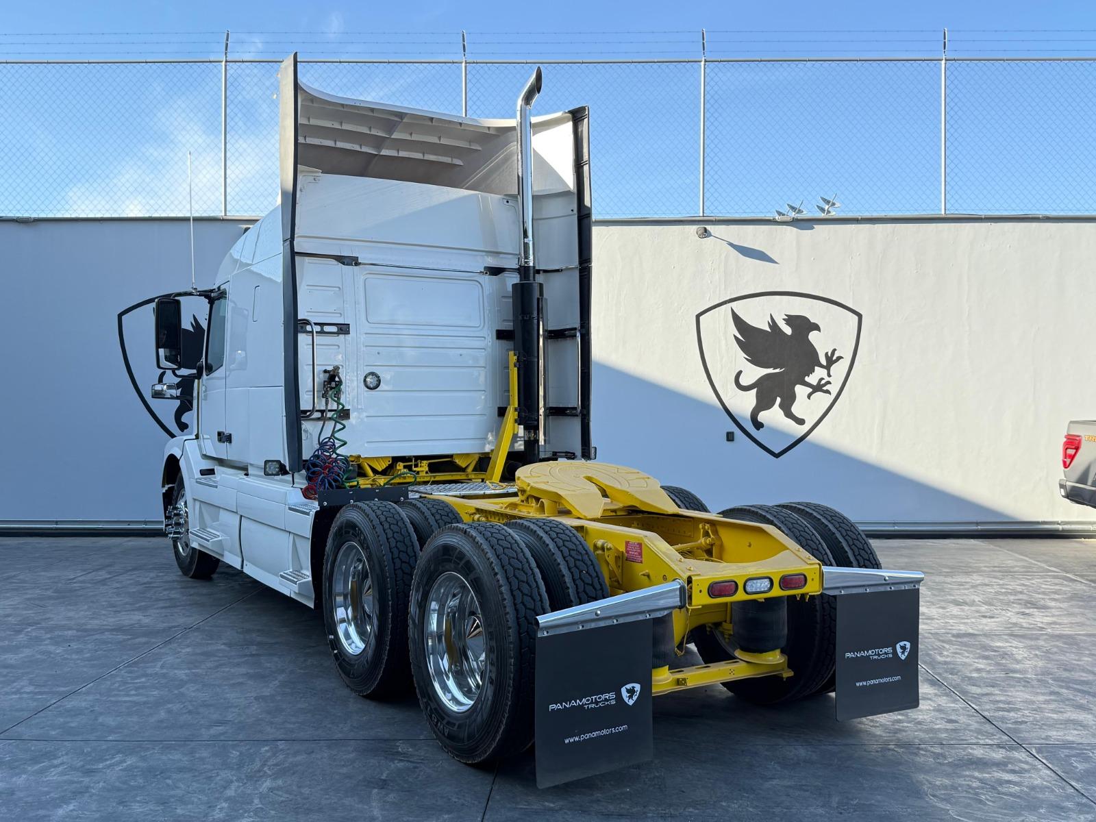 2016 VOLVO TRUCKS VNL 64T 630 - REAR_DRIVER_SIDE
