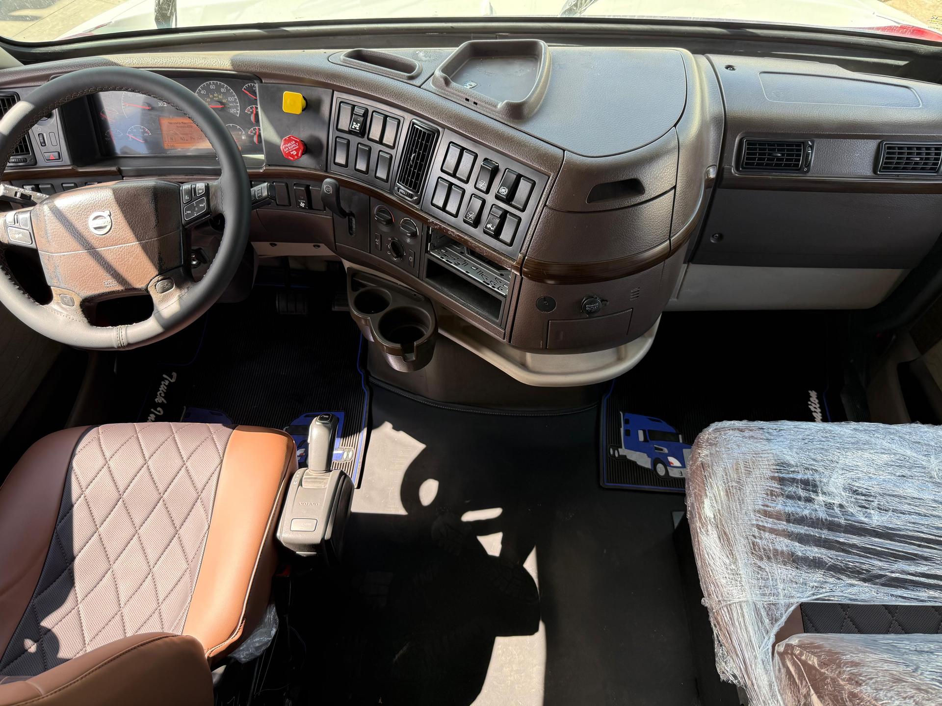 2016 VOLVO TRUCKS VNL 64T 630 - ODOMETER
