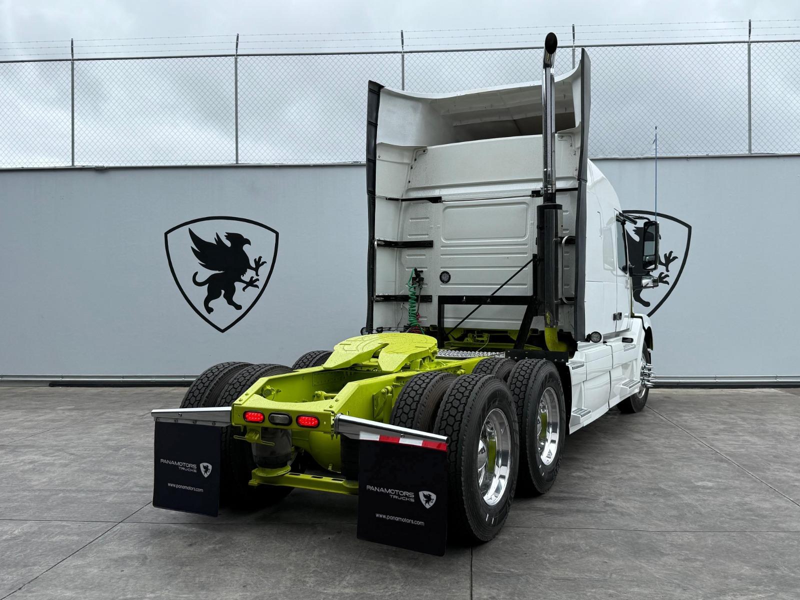 2016 VOLVO TRUCKS VNL 64T 630 - REAR_PASSENGER_SIDE