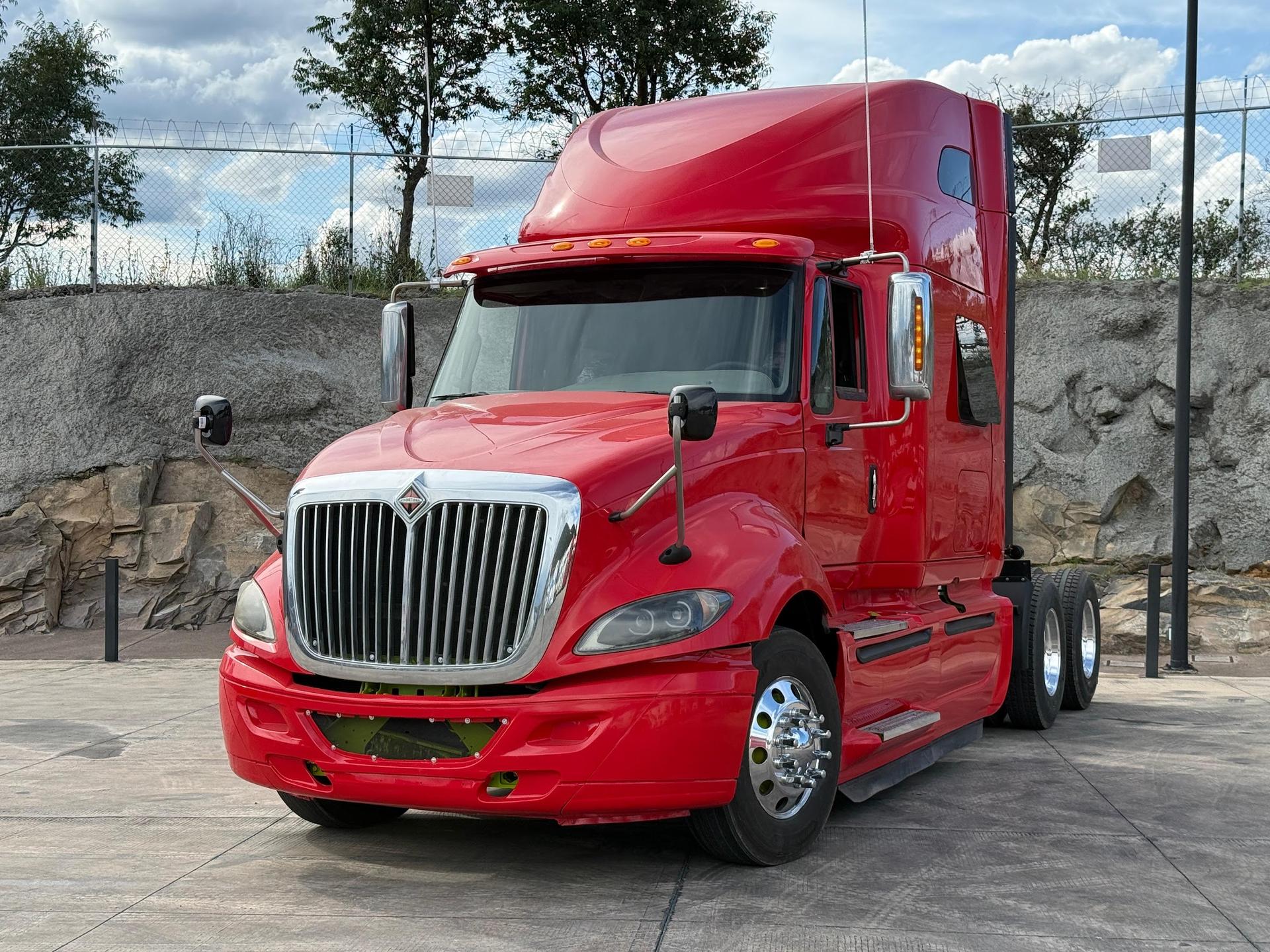 INTERNATIONAL 122