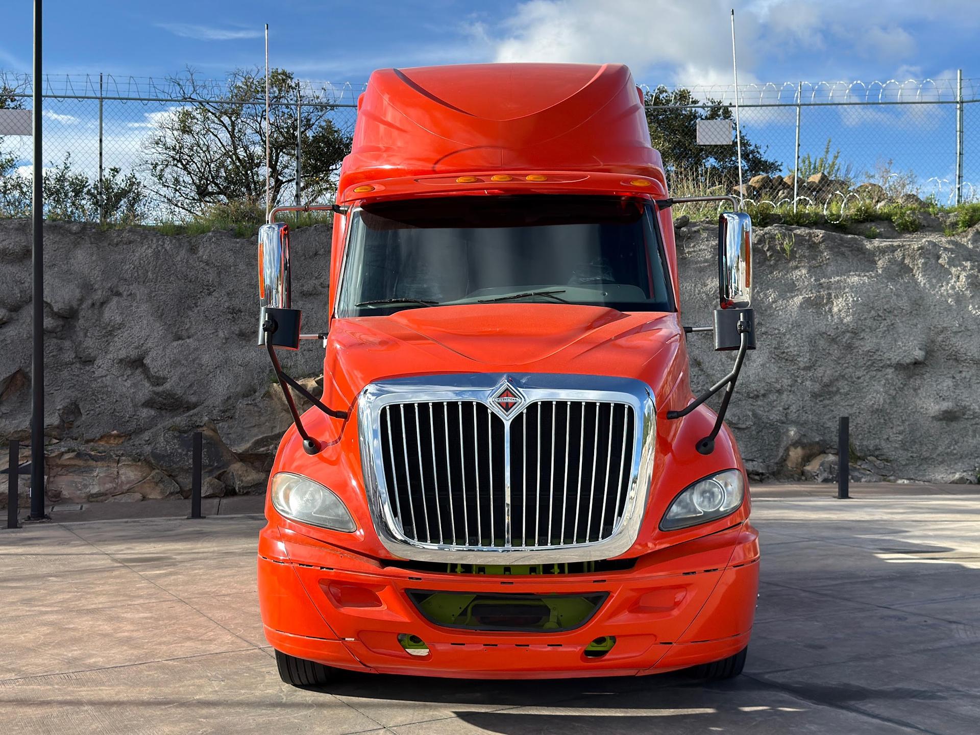 2016 INTERNATIONAL 122 - FRONT