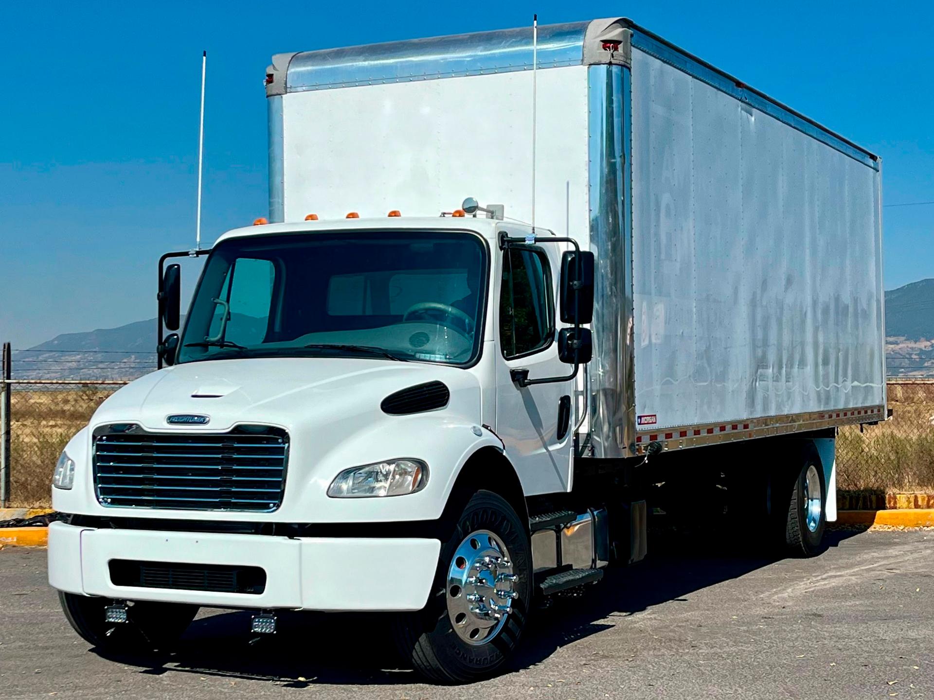 2018 FREIGHTLINER M2 - FRONT_DRIVER_SIDE
