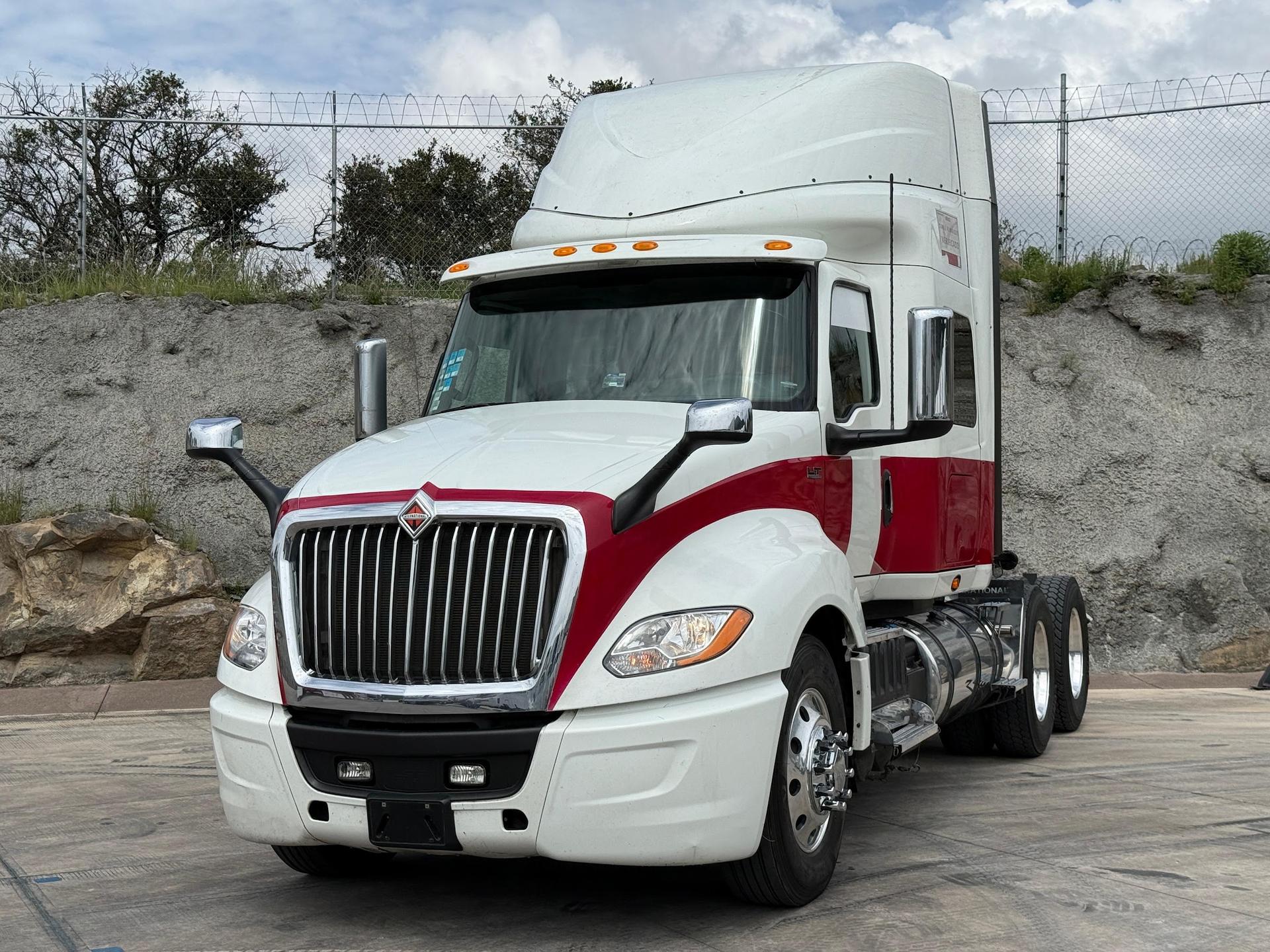 2022 INTERNATIONAL Prostar - FRONT_DRIVER_SIDE