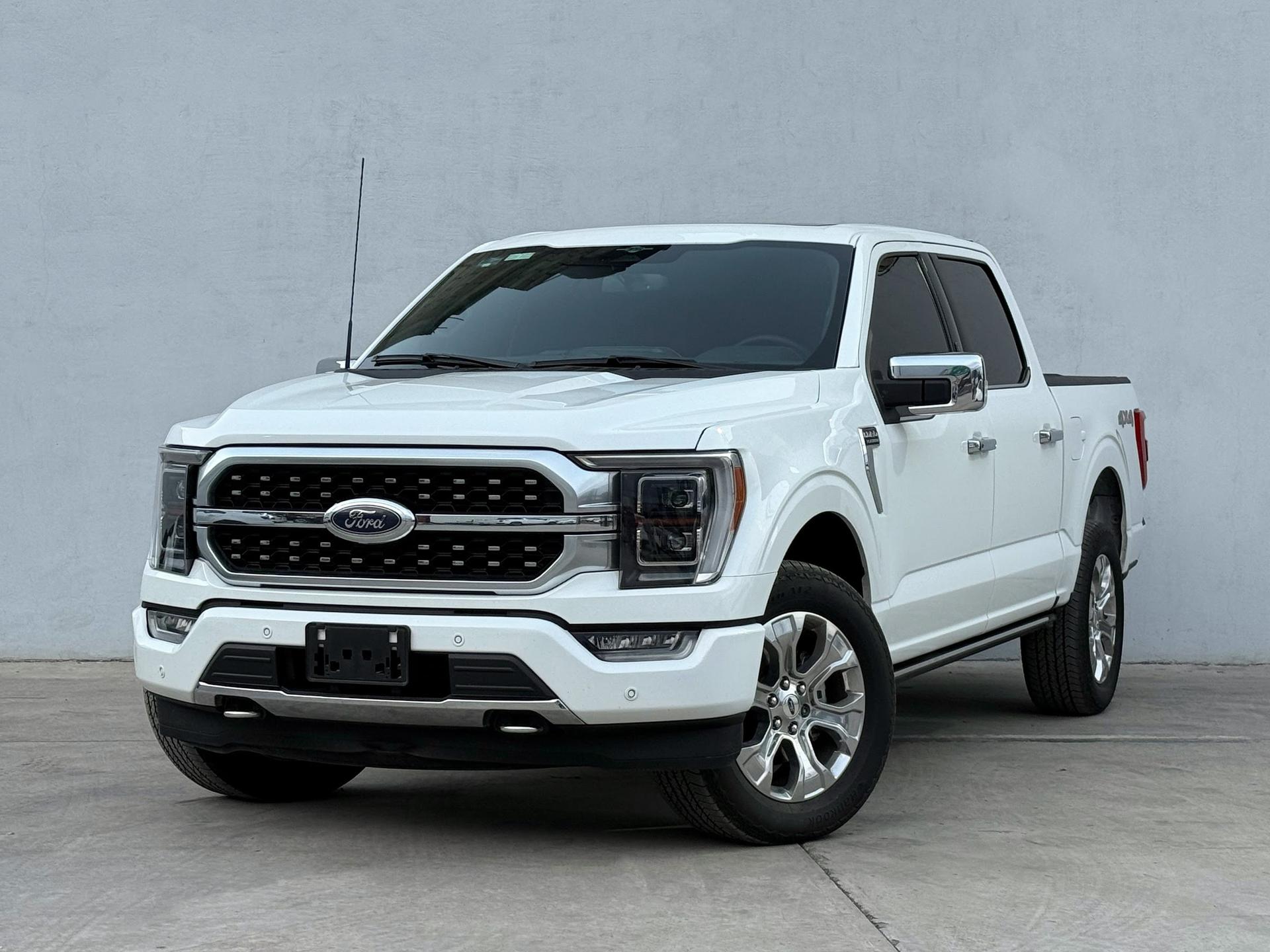 2023 FORD Lobo - FRONT_DRIVER_SIDE