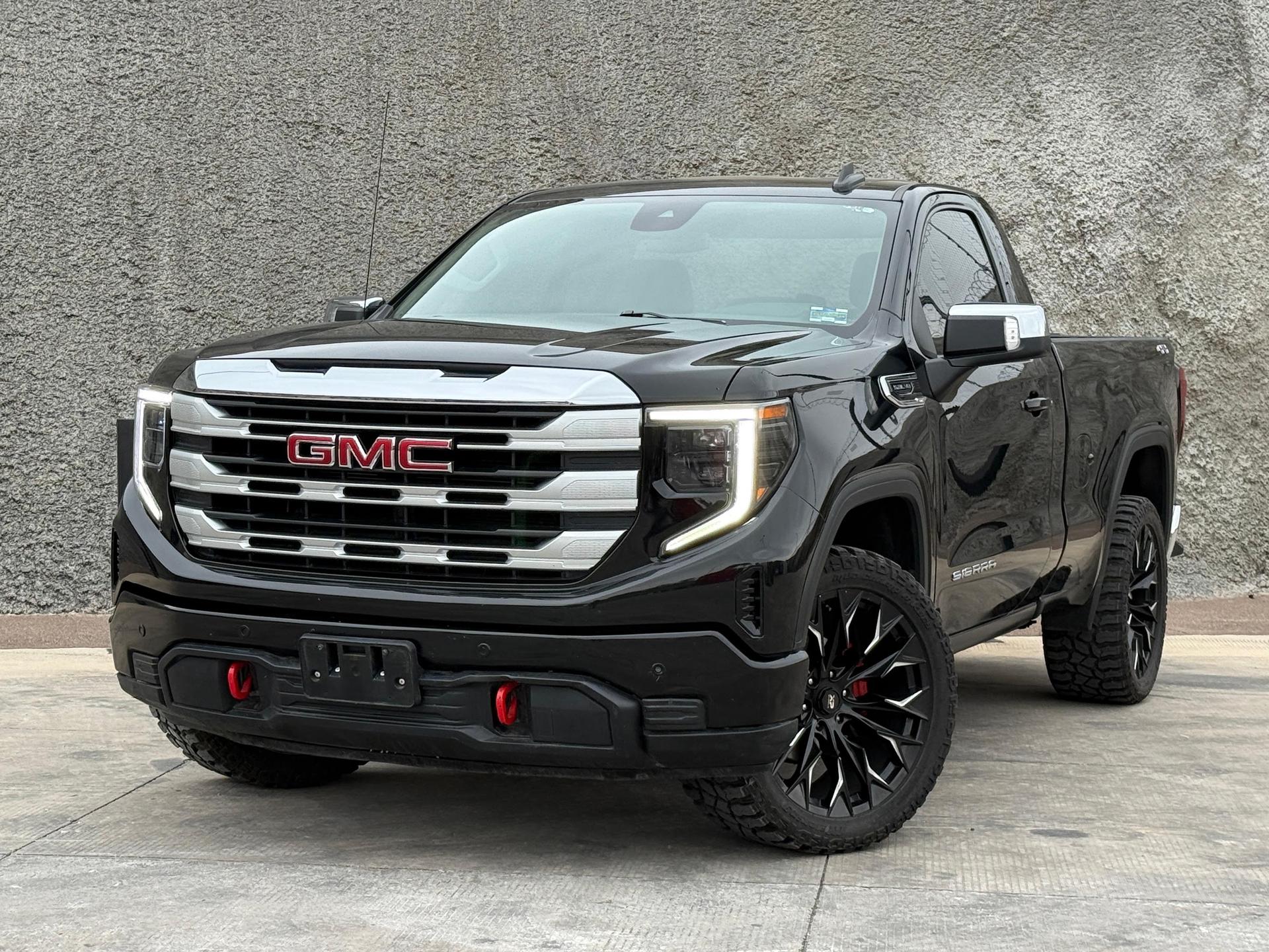 2024 GMC Sierra 1500 - FRONT_DRIVER_SIDE
