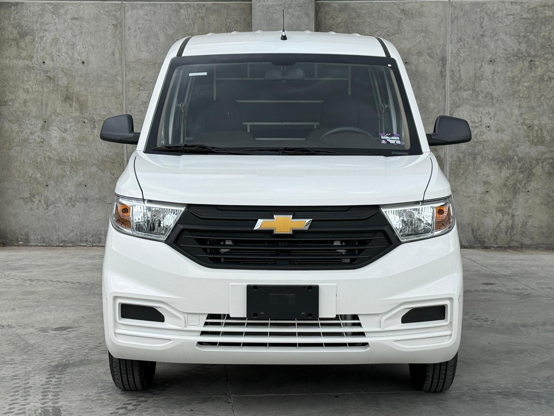 2026 CHEVROLET Tornado Van - FRONT