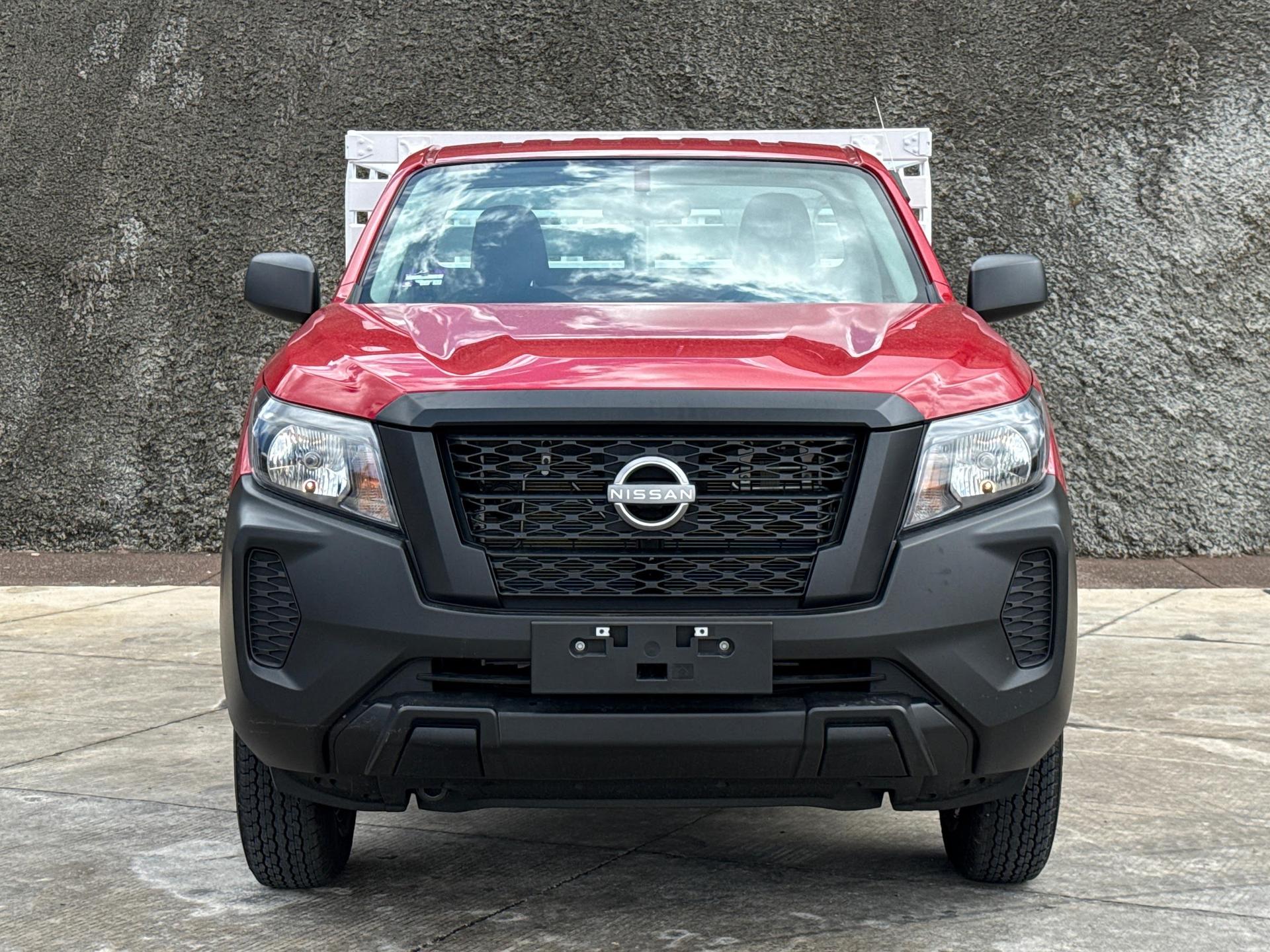 2026 NISSAN NP300 - FRONT