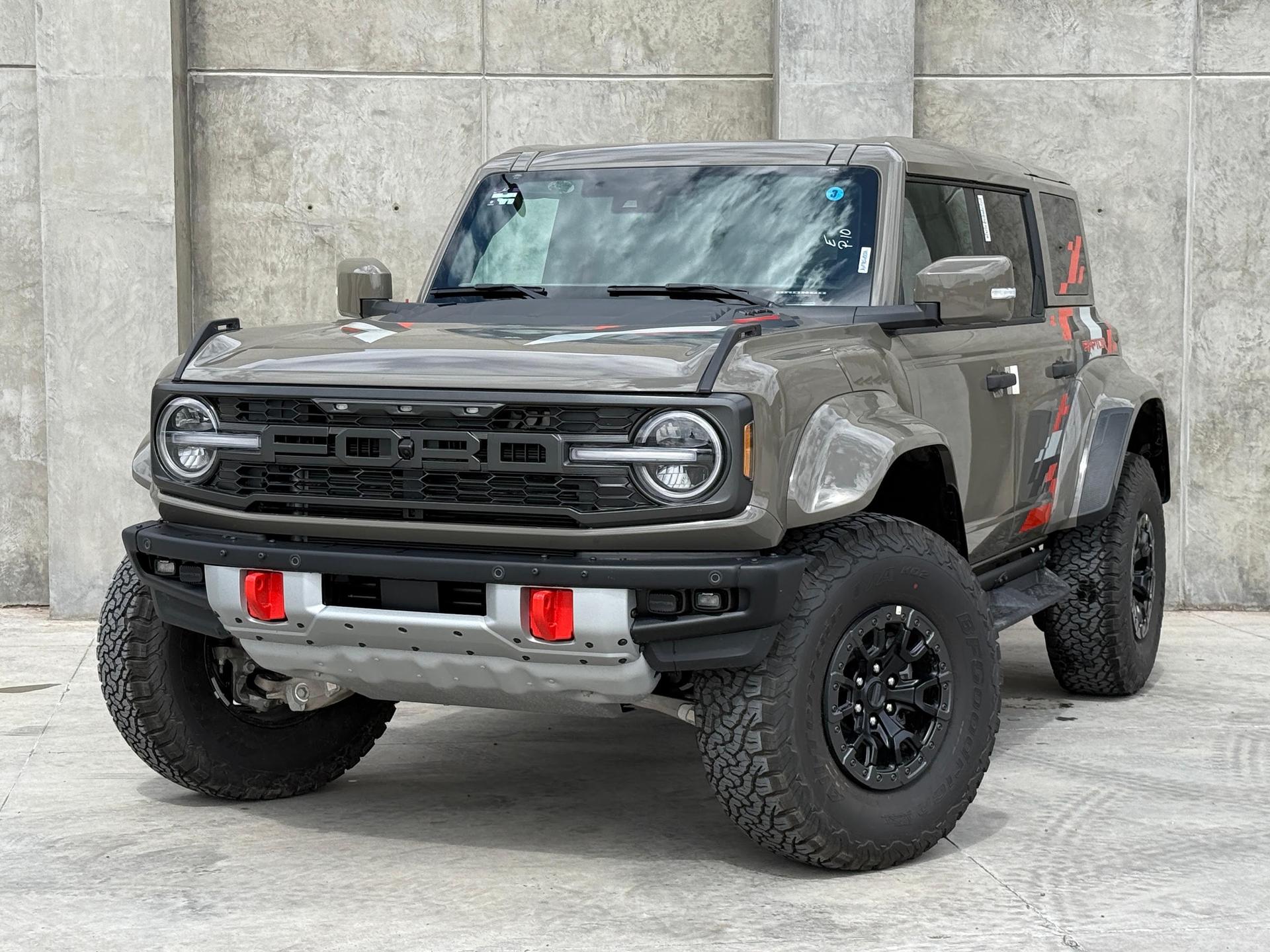2026 FORD Bronco - FRONT_DRIVER_SIDE