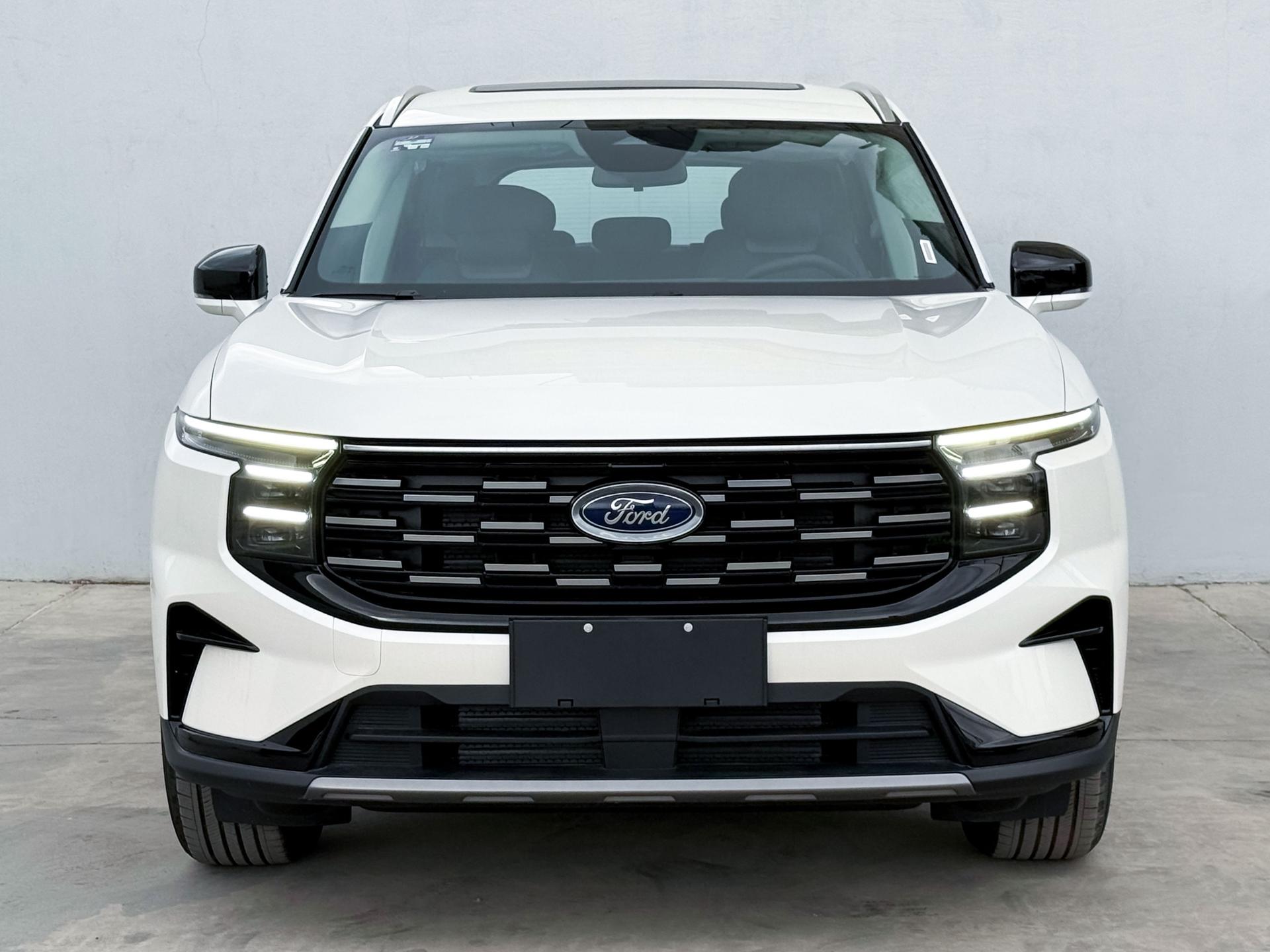 2026 FORD Edge - BACK