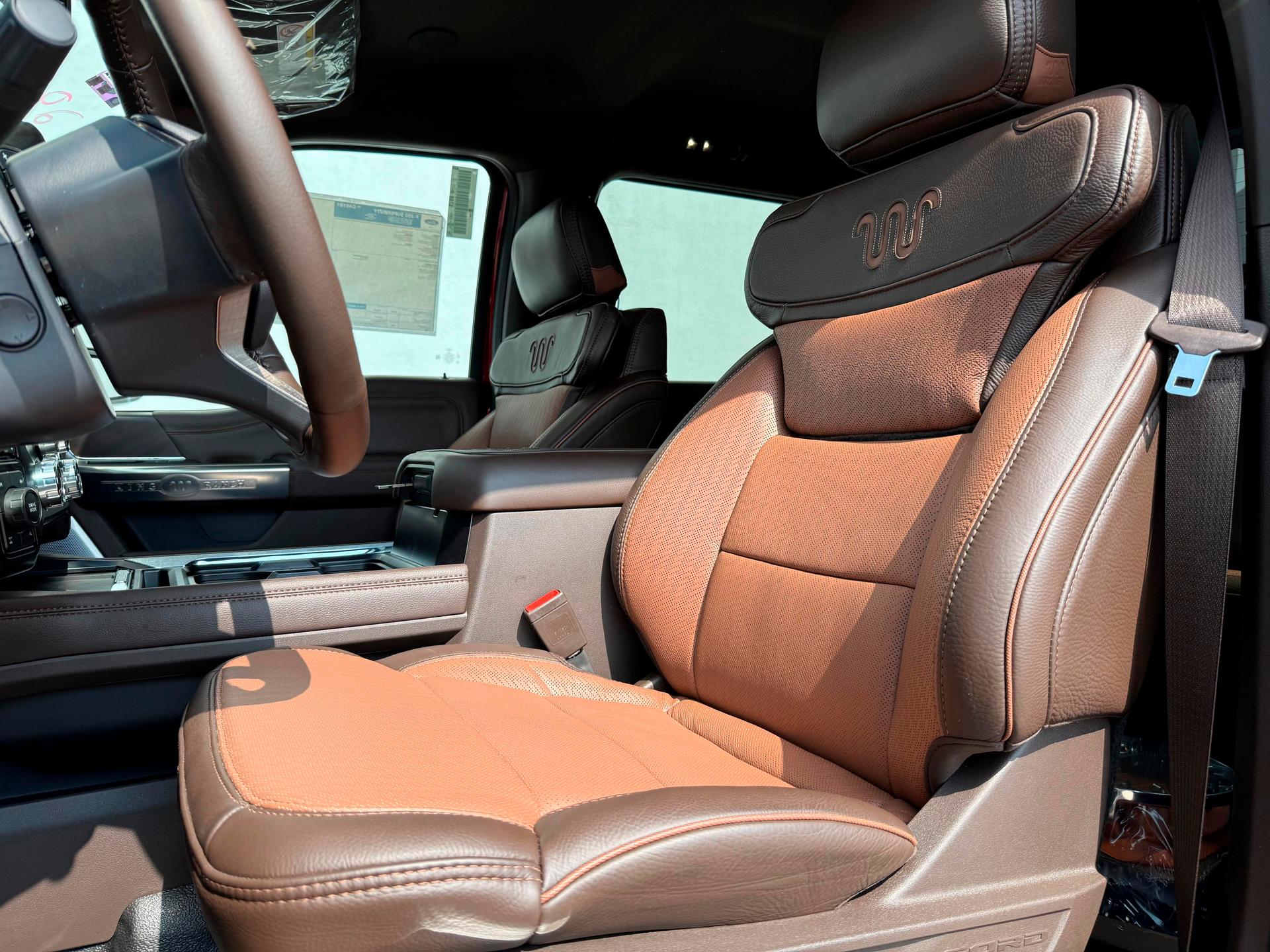 2026 FORD F-250 - SEATS_FRONT