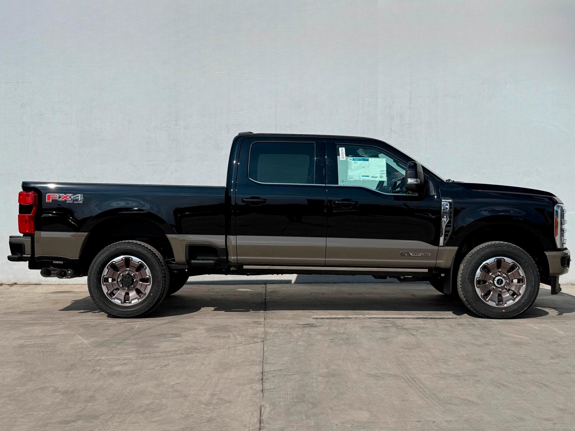 2026 FORD F-250 - SIDE_RIGHT