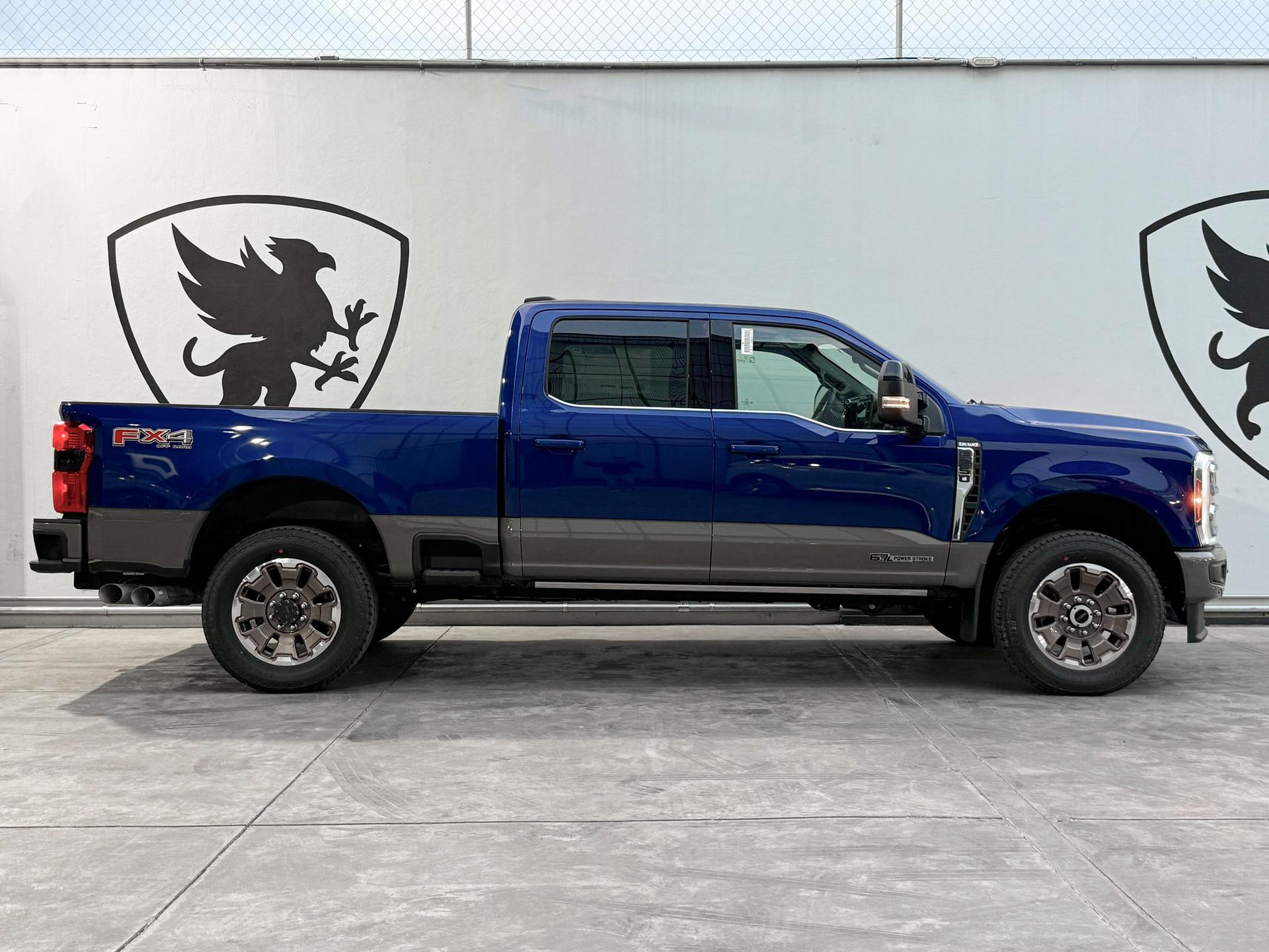 2026 FORD F-250 - SIDE_RIGHT