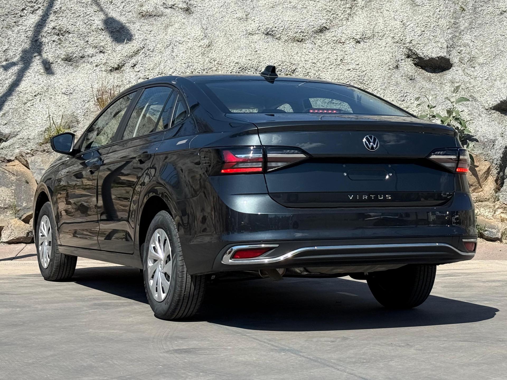 2025 VOLKSWAGEN Virtus - REAR_DRIVER_SIDE