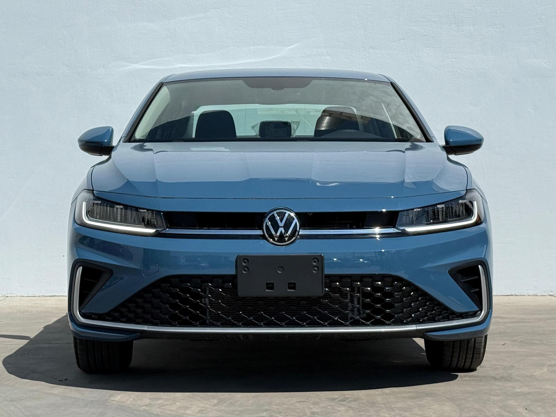 2026 VOLKSWAGEN Jetta - FRONT