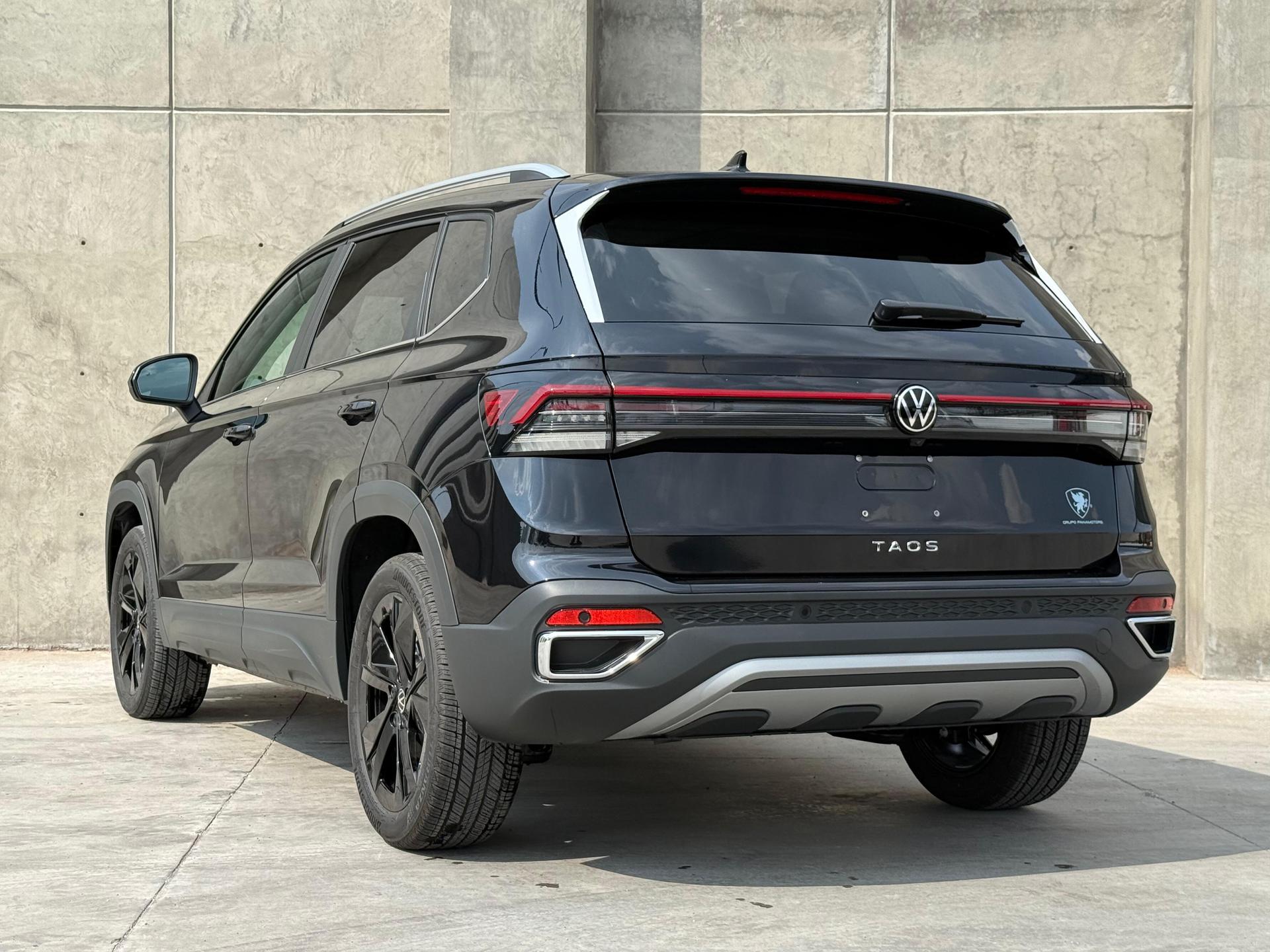 2026 VOLKSWAGEN Taos - REAR_DRIVER_SIDE