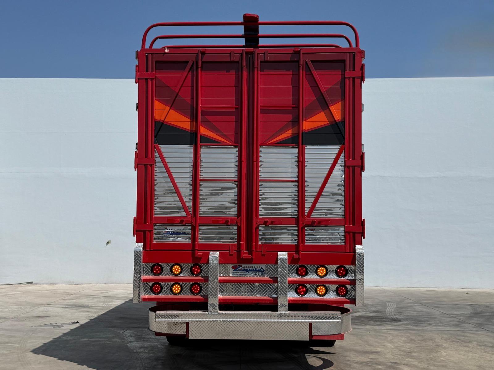 2018 KENWORTH T800 - BACK