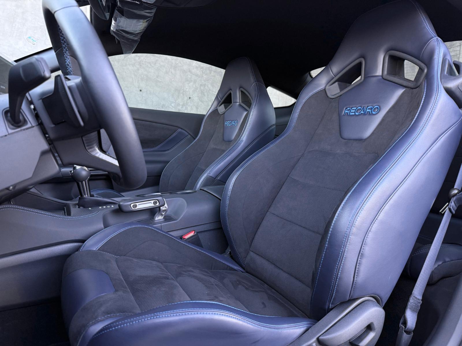 2025 FORD Mustang - SEATS_FRONT