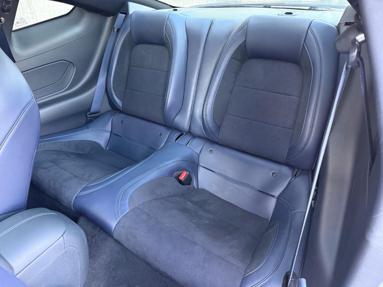 2025 FORD Mustang - SEATS_REAR