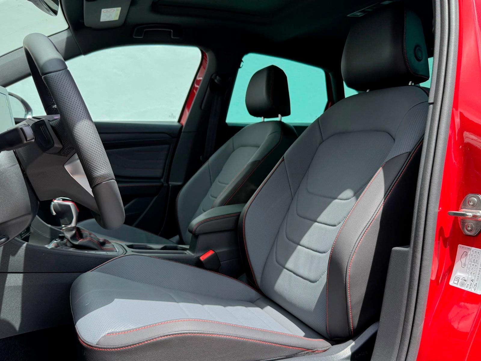 2026 VOLKSWAGEN Jetta - SEATS_FRONT