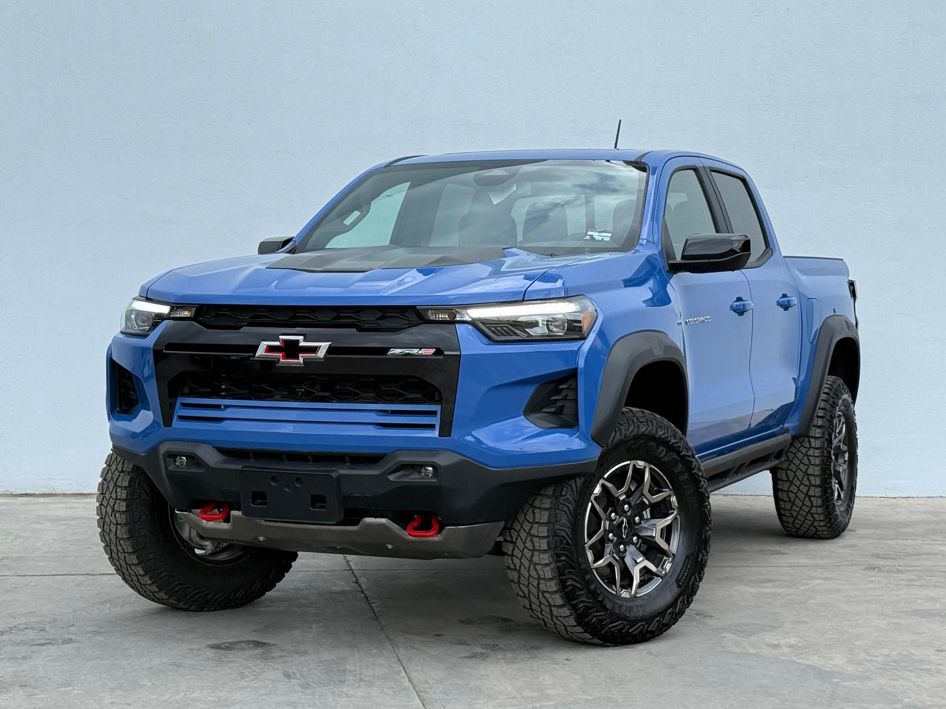 2026 CHEVROLET Colorado - FRONT_DRIVER_SIDE