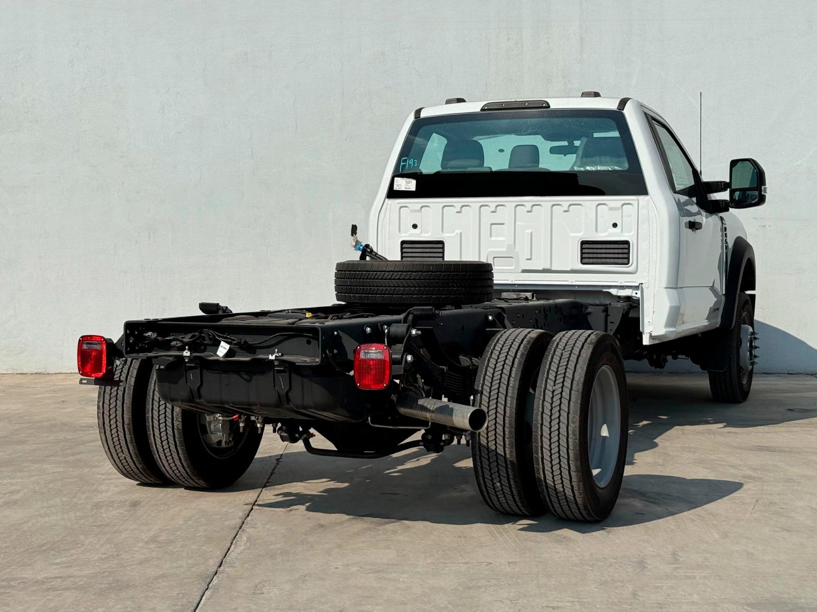 2026 FORD F-450 - REAR_PASSENGER_SIDE