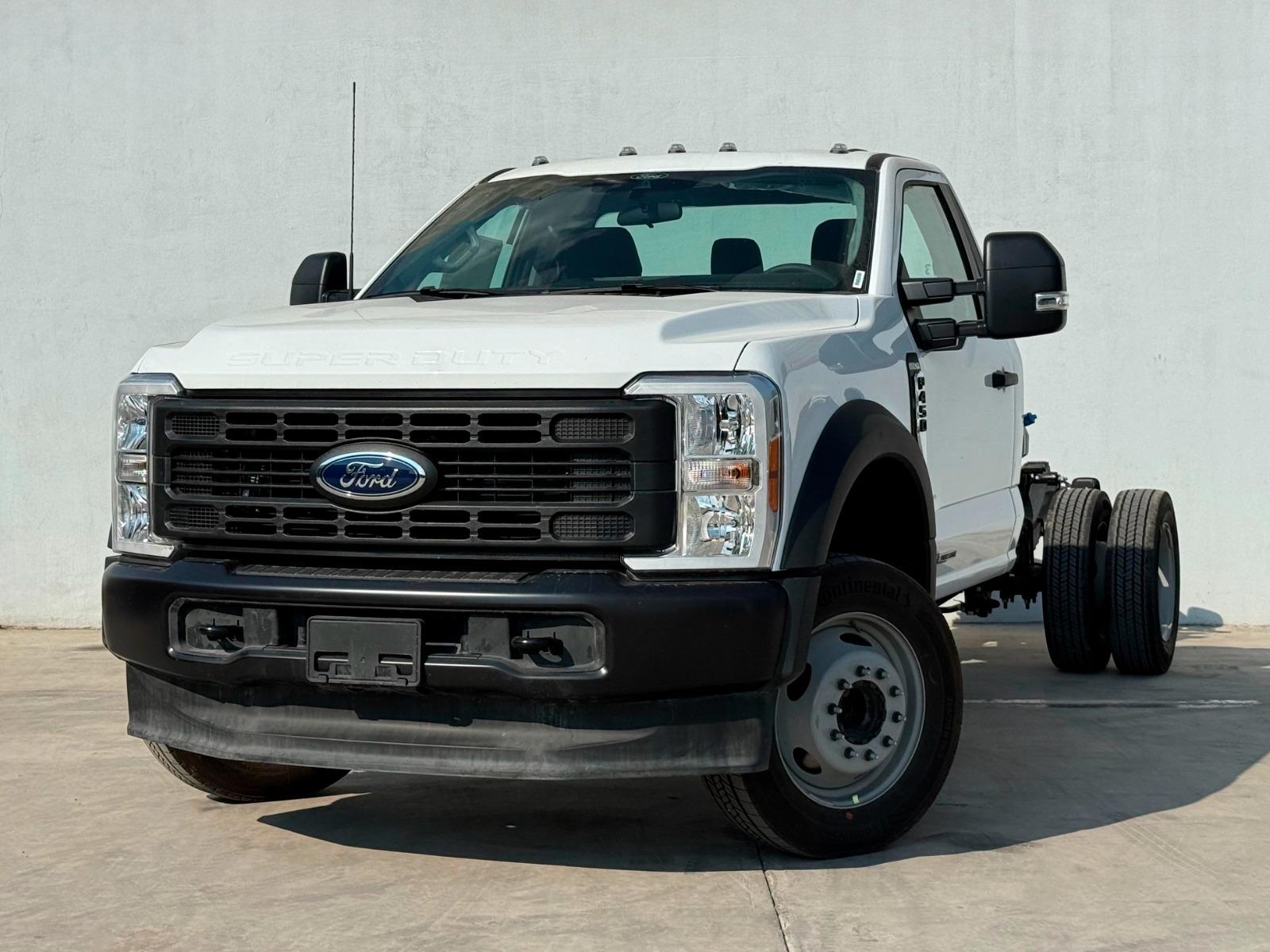 2026 FORD F-450 - FRONT_DRIVER_SIDE