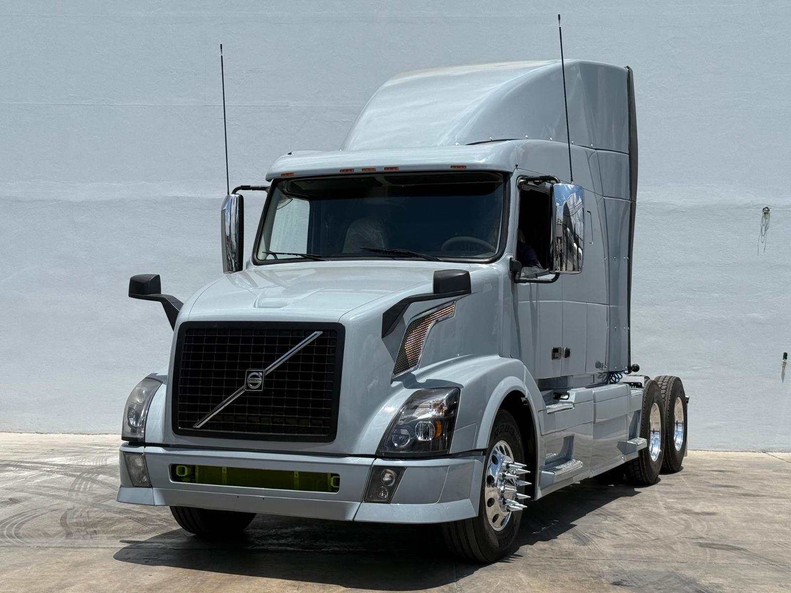 VOLVO_TRUCKS VNL