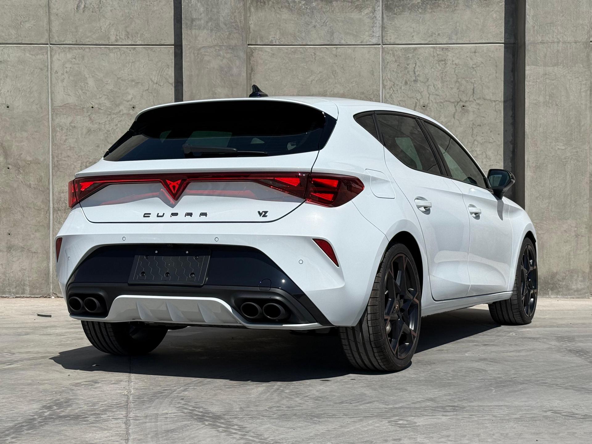 2026 CUPRA Leon - REAR_PASSENGER_SIDE