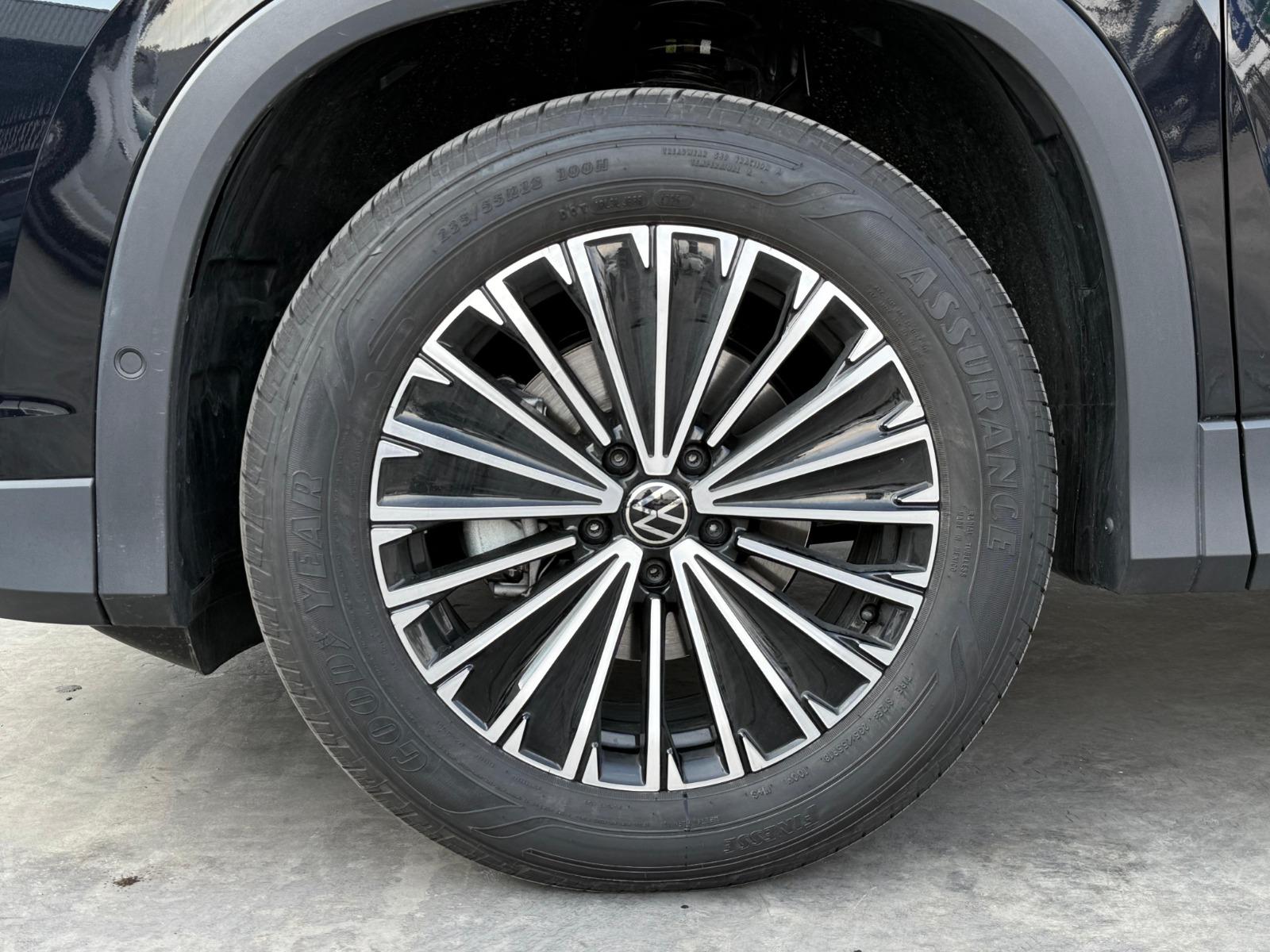 2026 VOLKSWAGEN Tiguan - TIRES