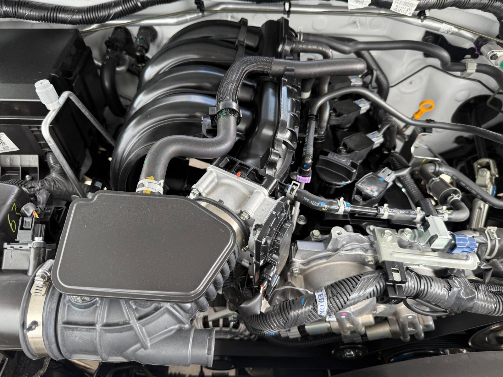 2026 NISSAN NP300 - ENGINE