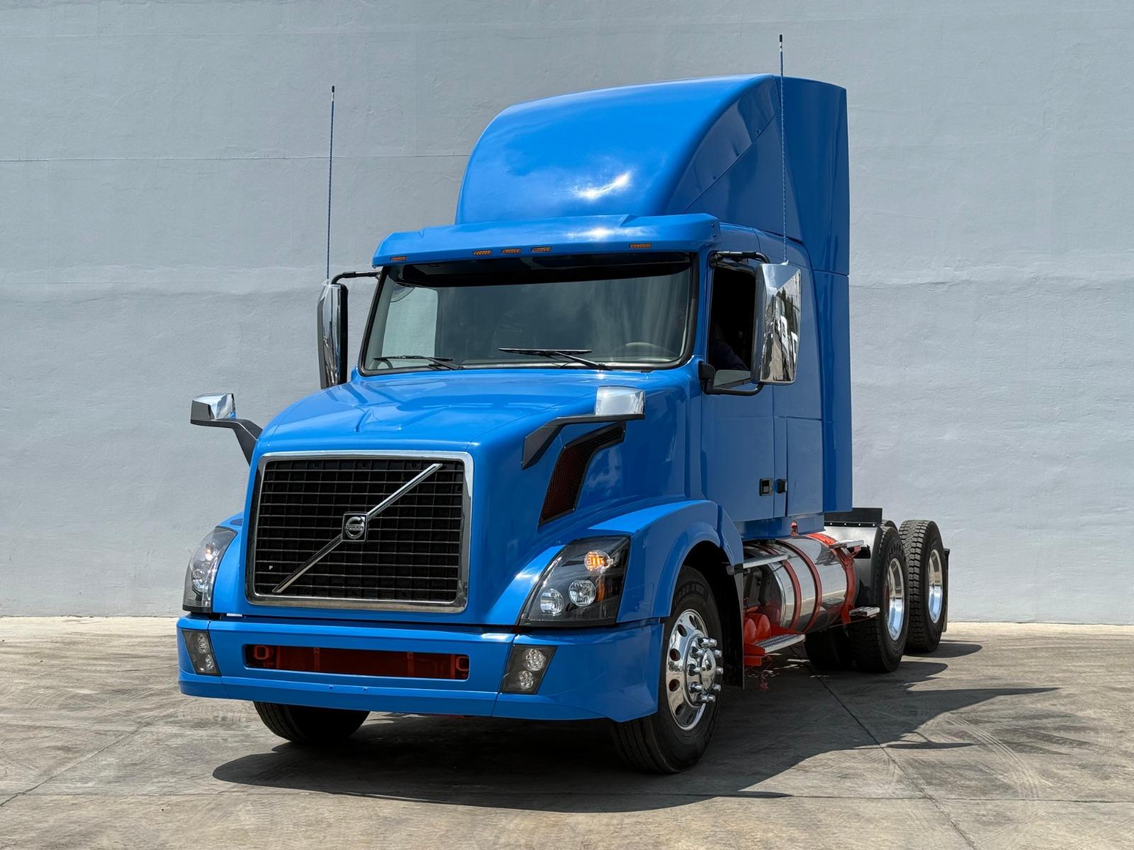 VOLVO_TRUCKS VNL
