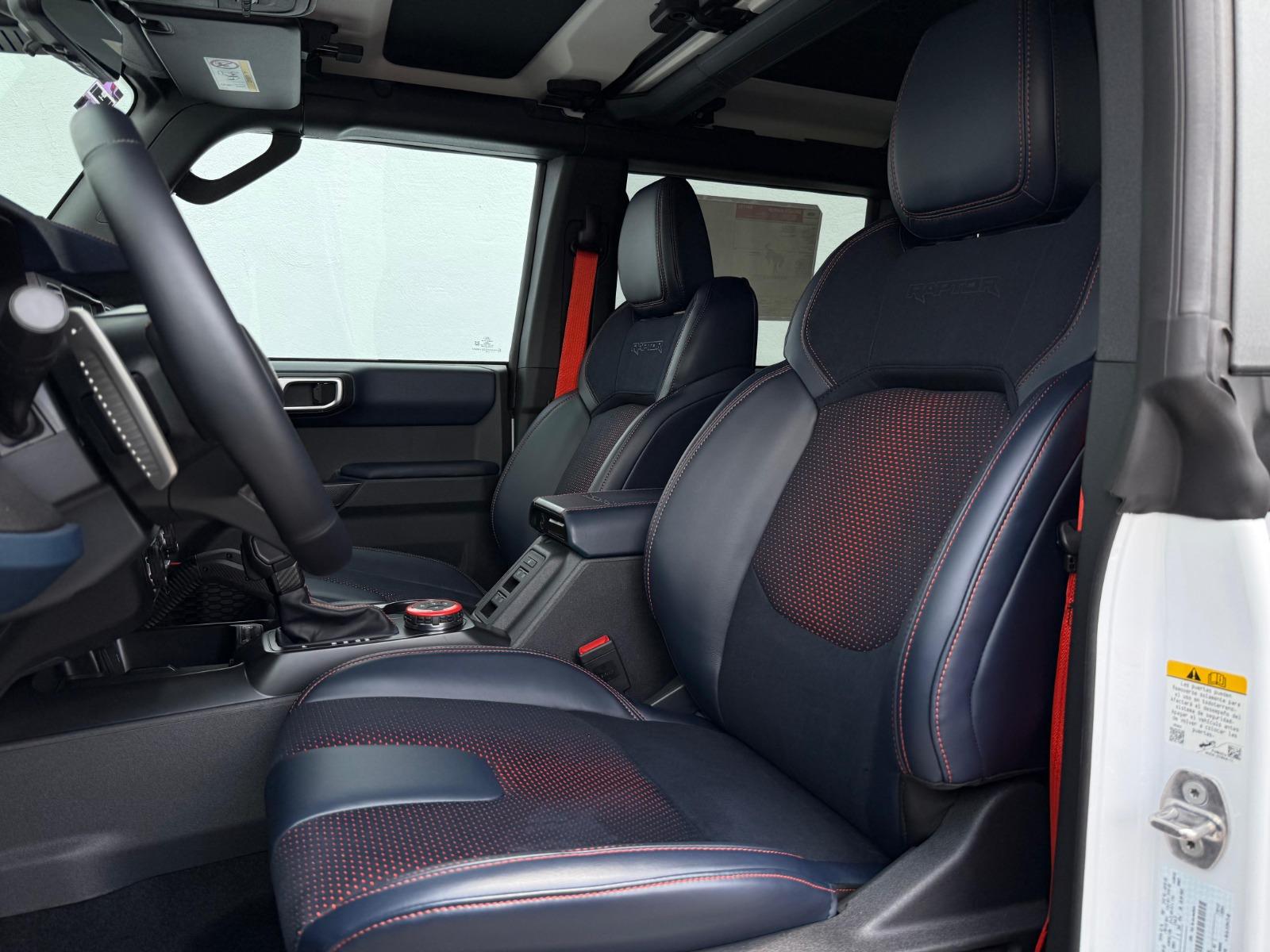2026 FORD Bronco - SEATS_FRONT