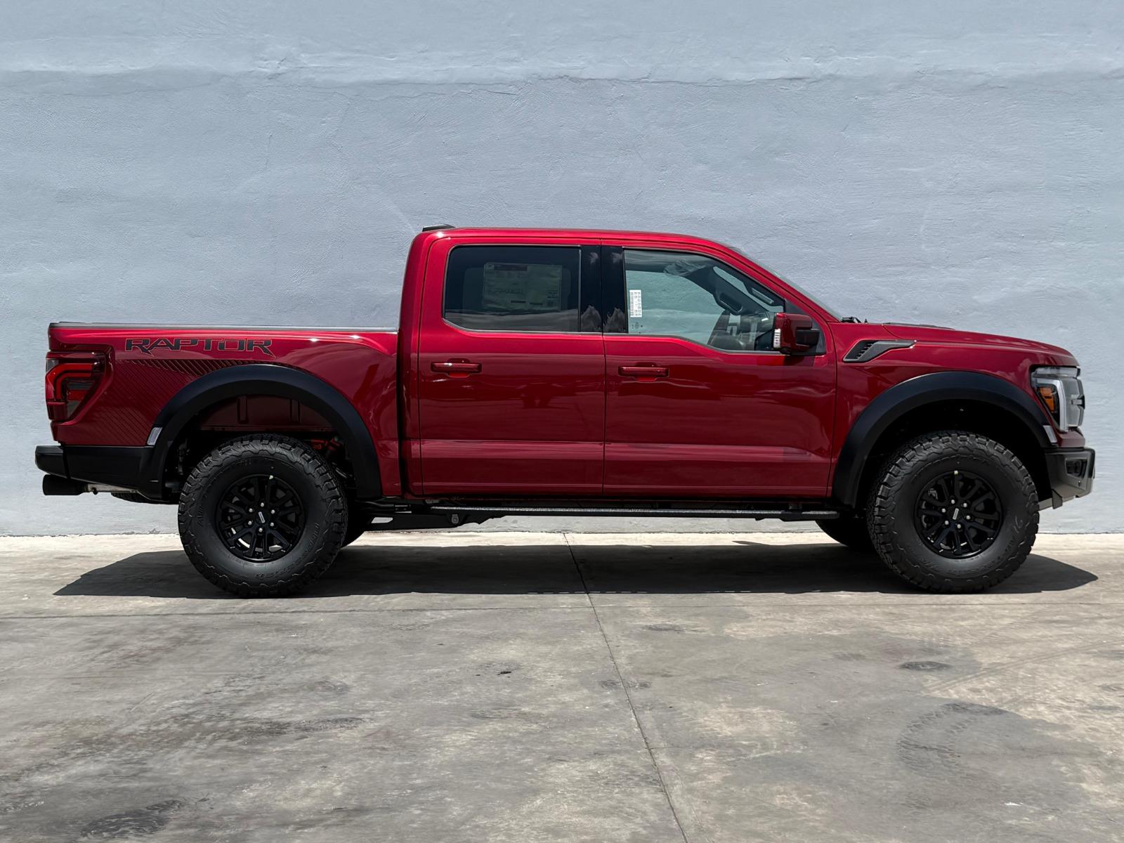 2026 FORD Lobo - SIDE_RIGHT
