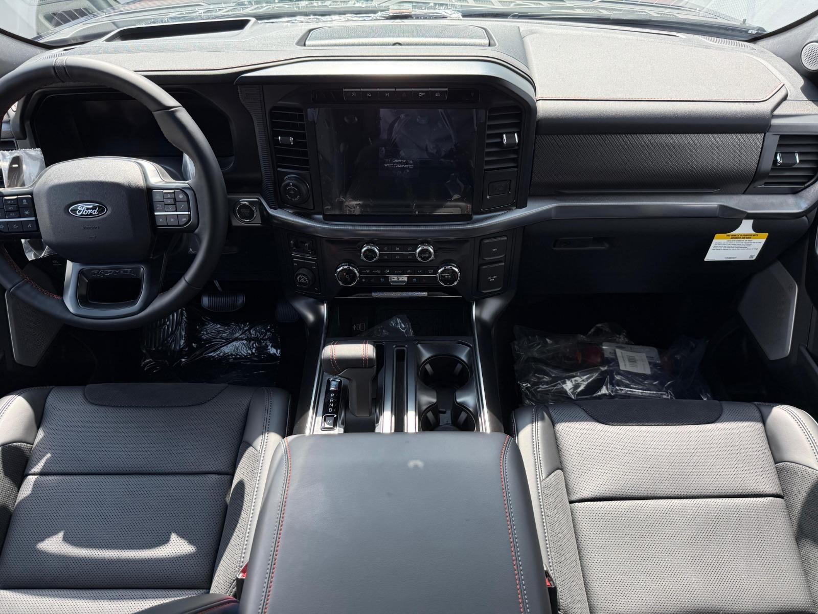2026 FORD Lobo - DASHBOARD