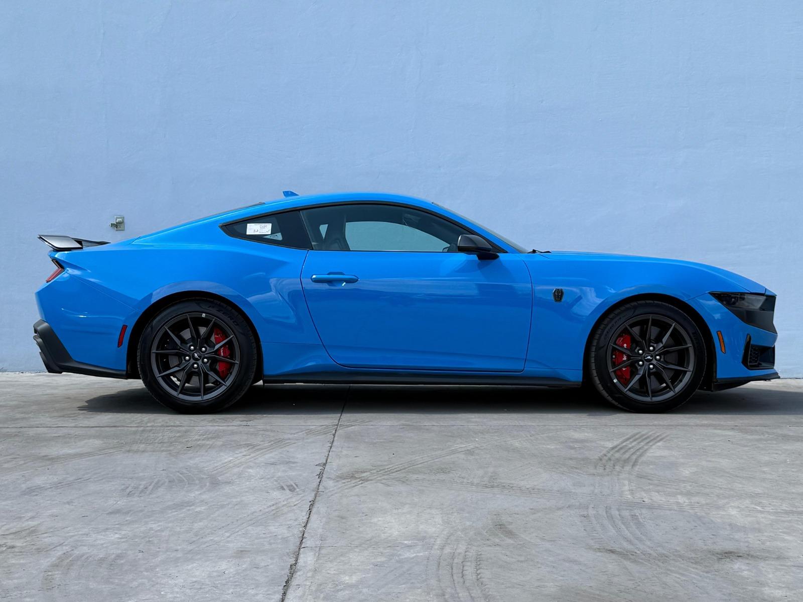 2026 FORD Mustang - SIDE_RIGHT