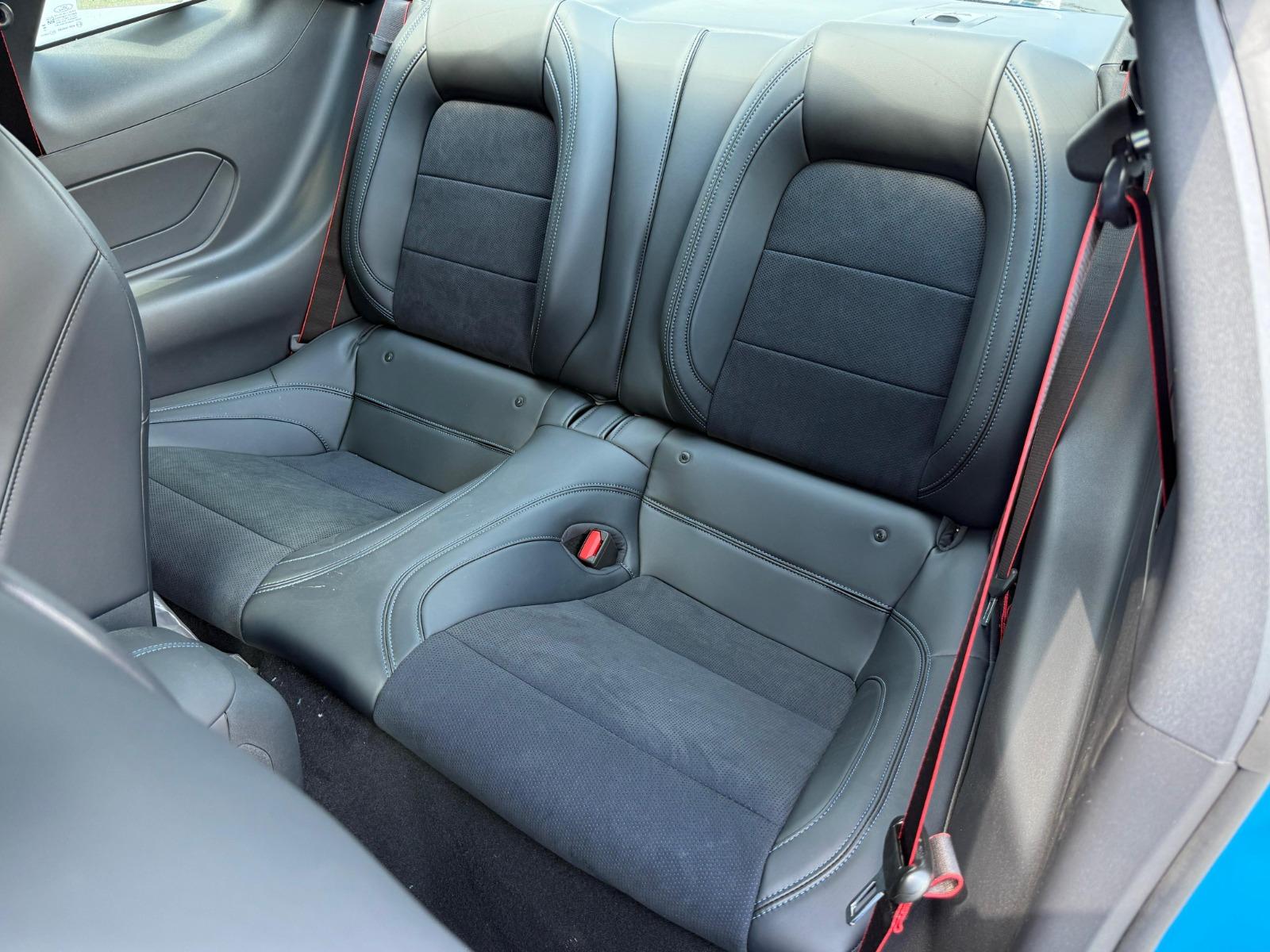 2026 FORD Mustang - SEATS_REAR