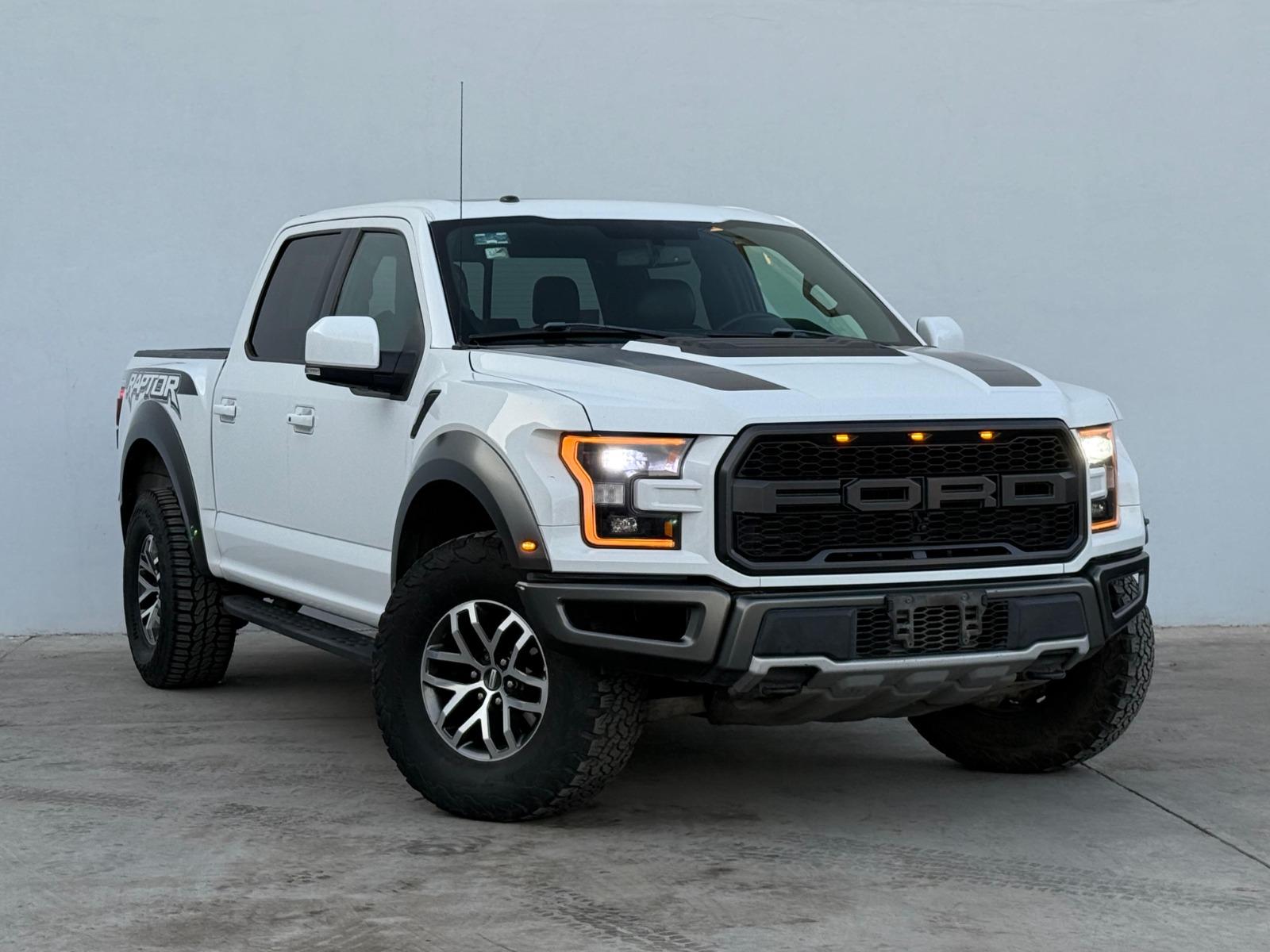 2018 FORD Lobo - FRONT_PASSENGER_SIDE