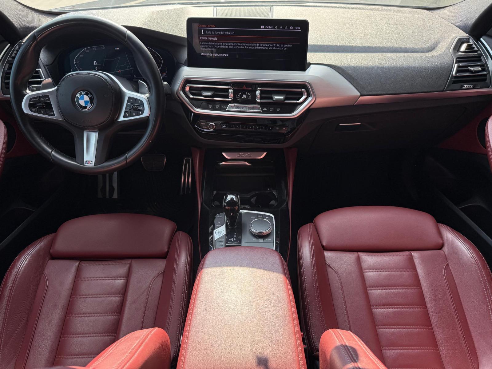 2023 BMW X4 - DASHBOARD