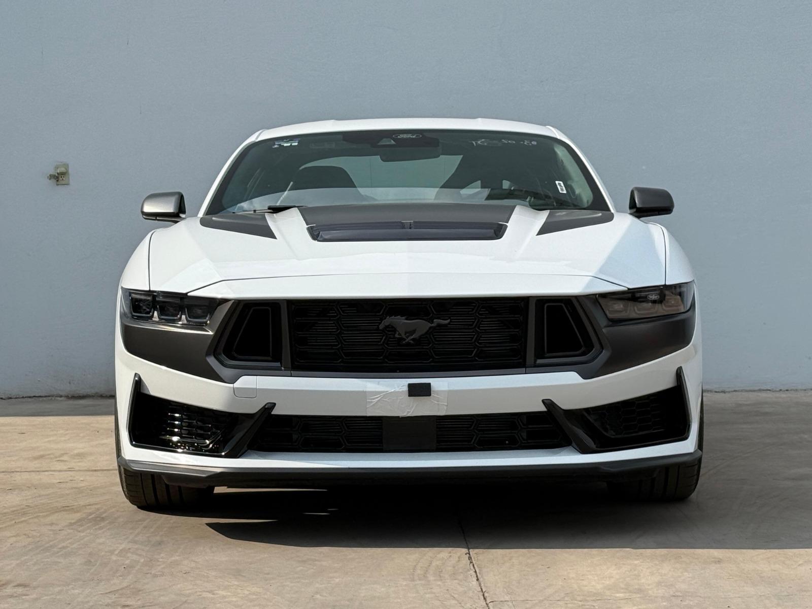 2026 FORD Mustang - FRONT