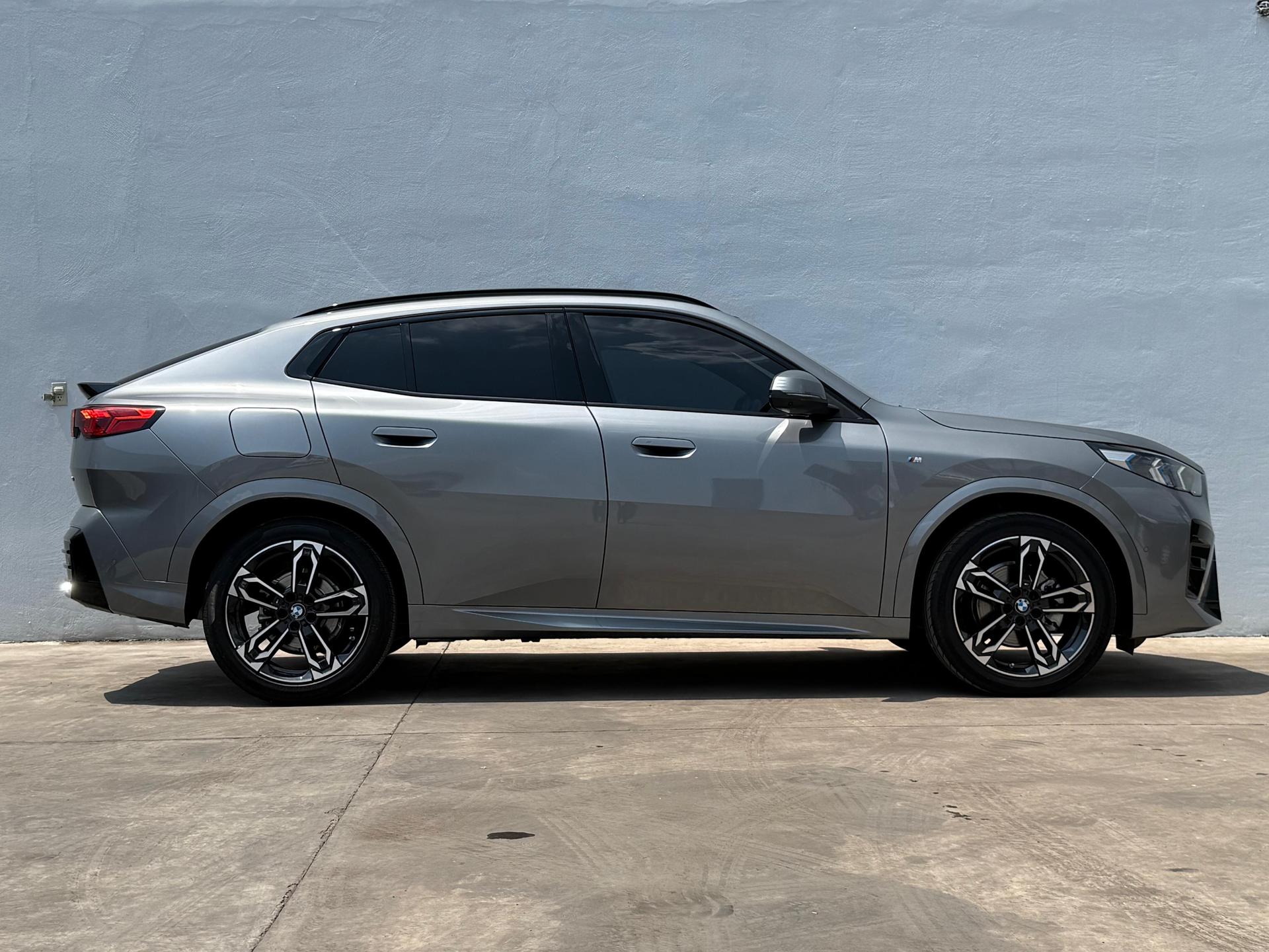 2025 BMW X2 - SIDE_RIGHT