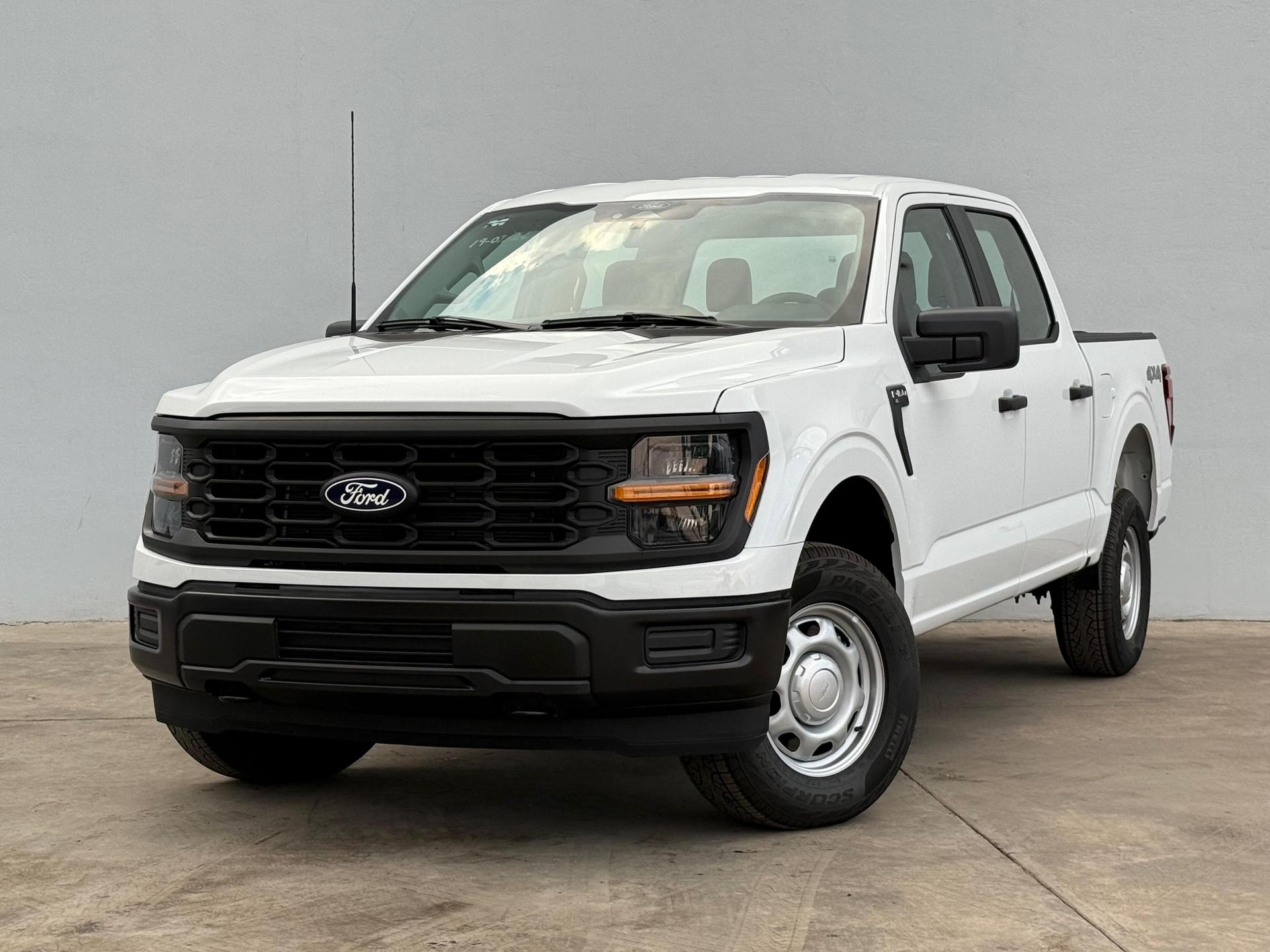 FORD F-150 XL