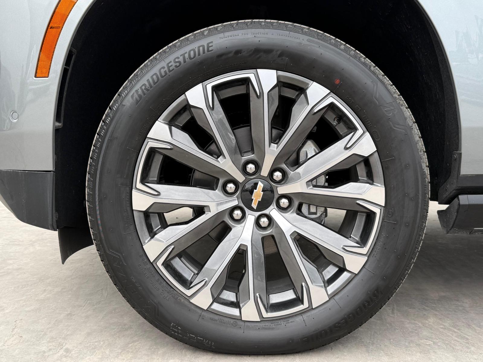 2026 CHEVROLET Suburban - TIRES