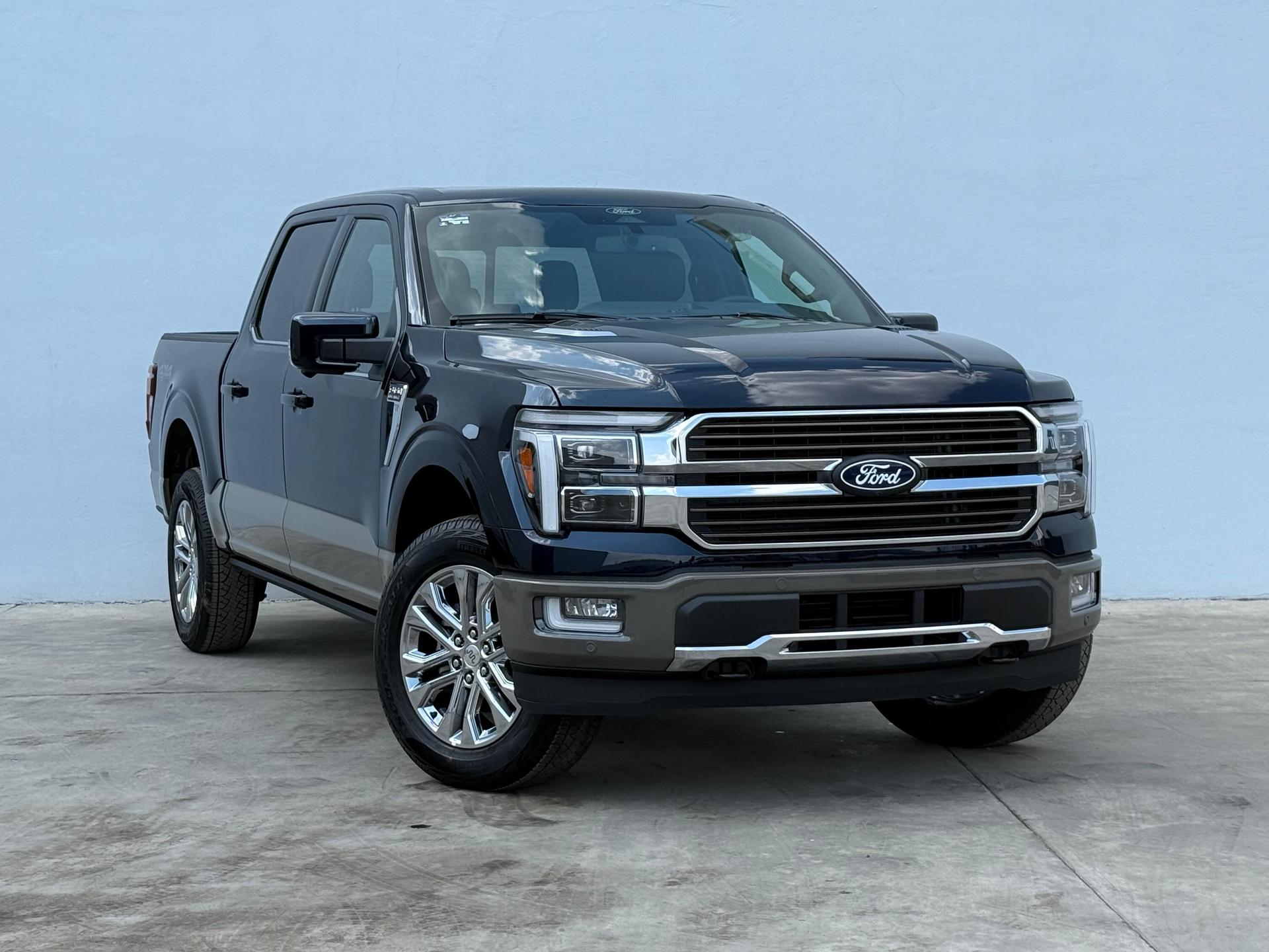 2026 FORD Lobo - FRONT_PASSENGER_SIDE