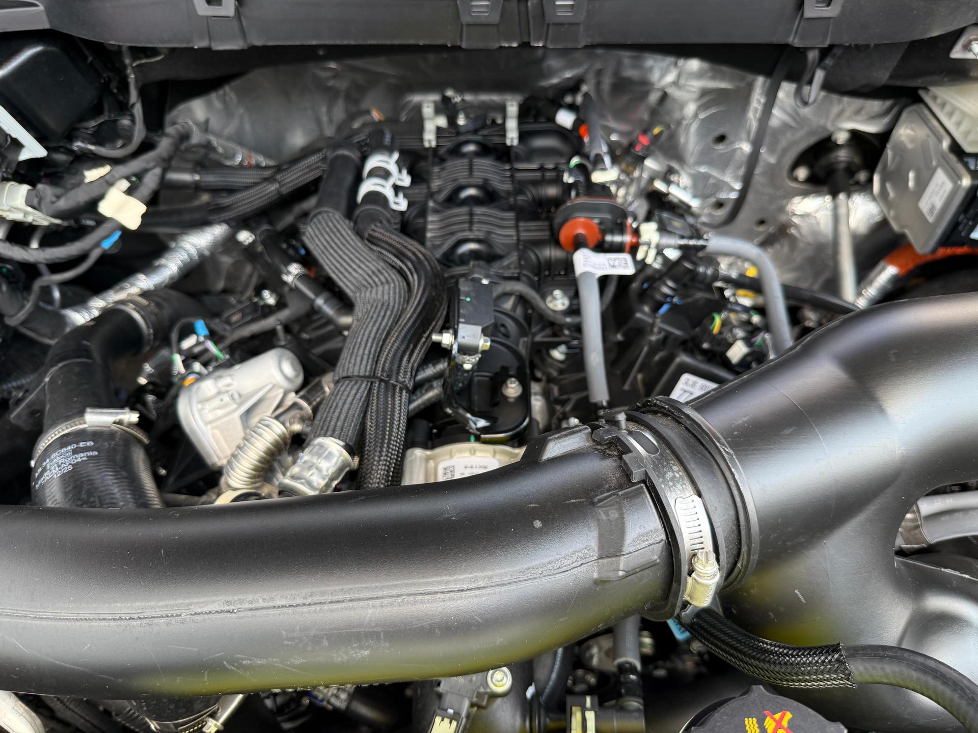 2026 FORD Lobo - ENGINE