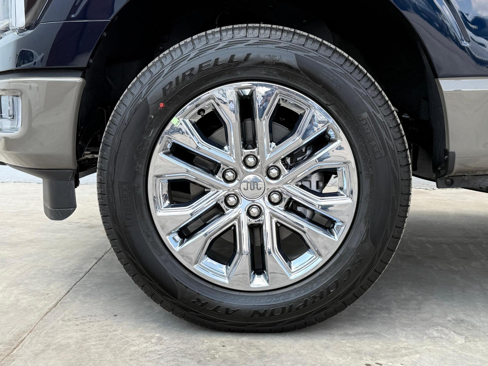 2026 FORD Lobo - TIRES