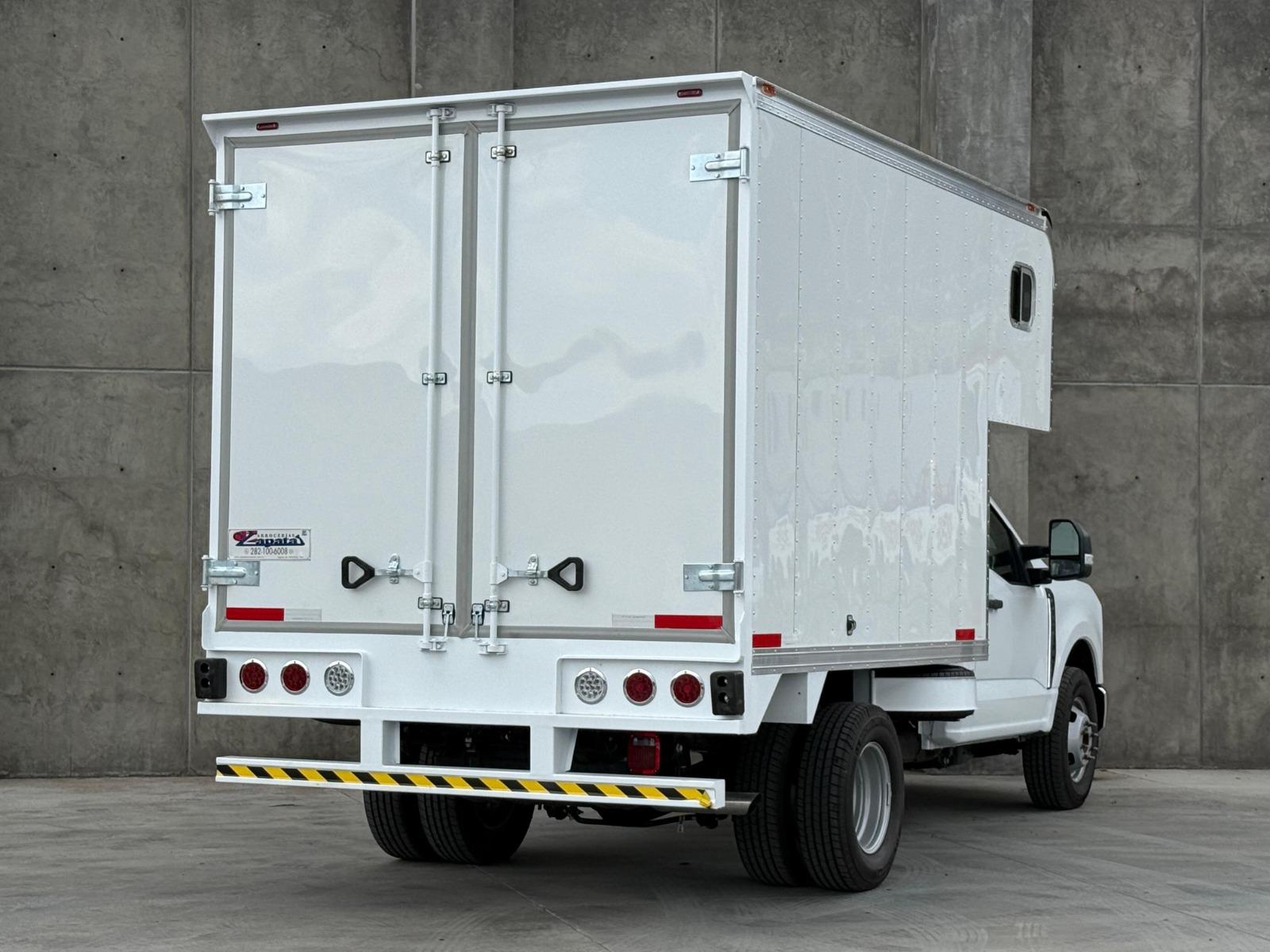 2026 FORD F-350 - REAR_PASSENGER_SIDE