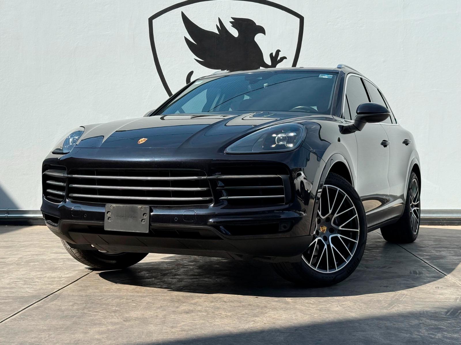 PORSCHE Cayenne Turbo