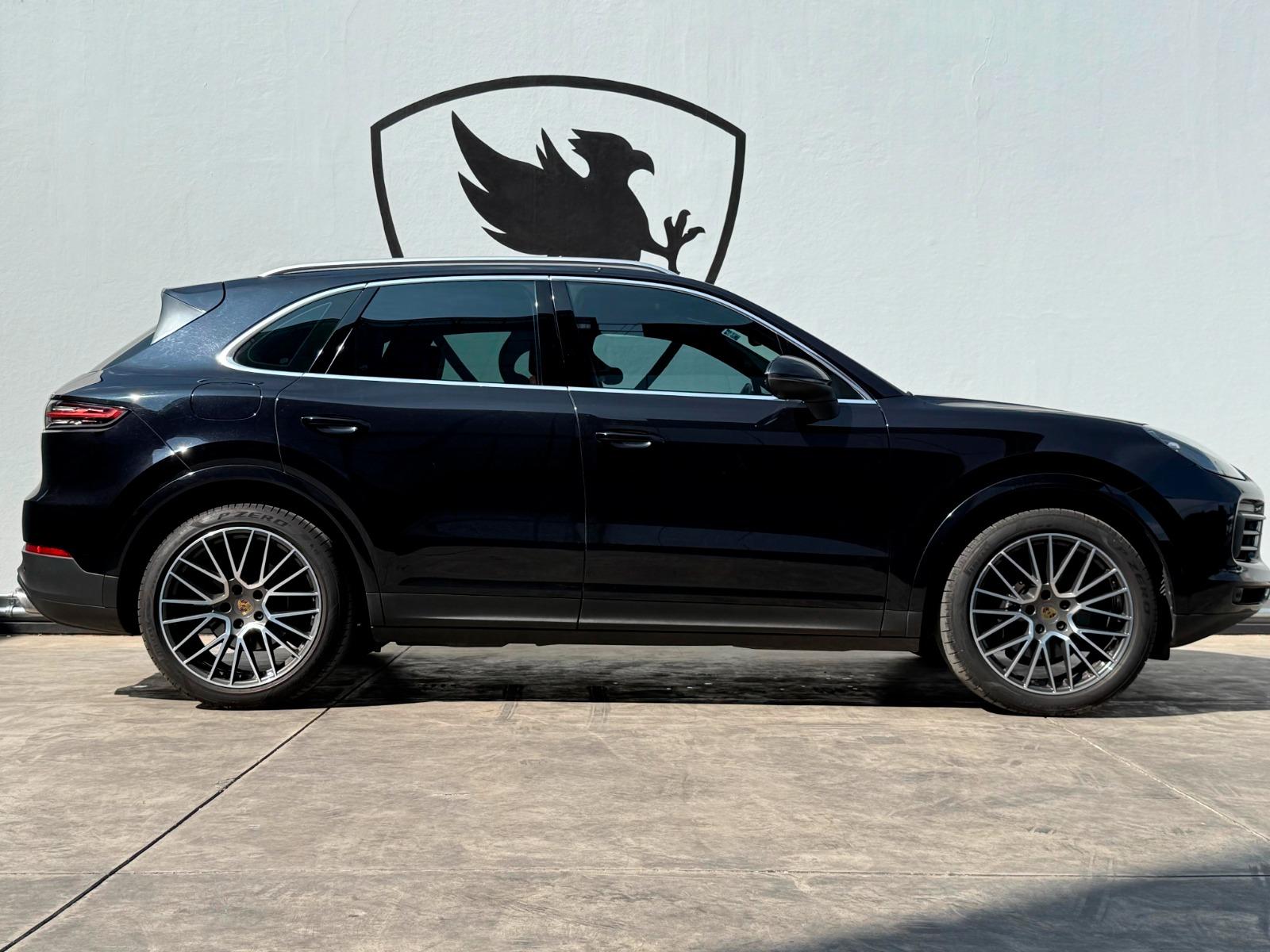2026 PORSCHE Cayenne - SIDE_RIGHT