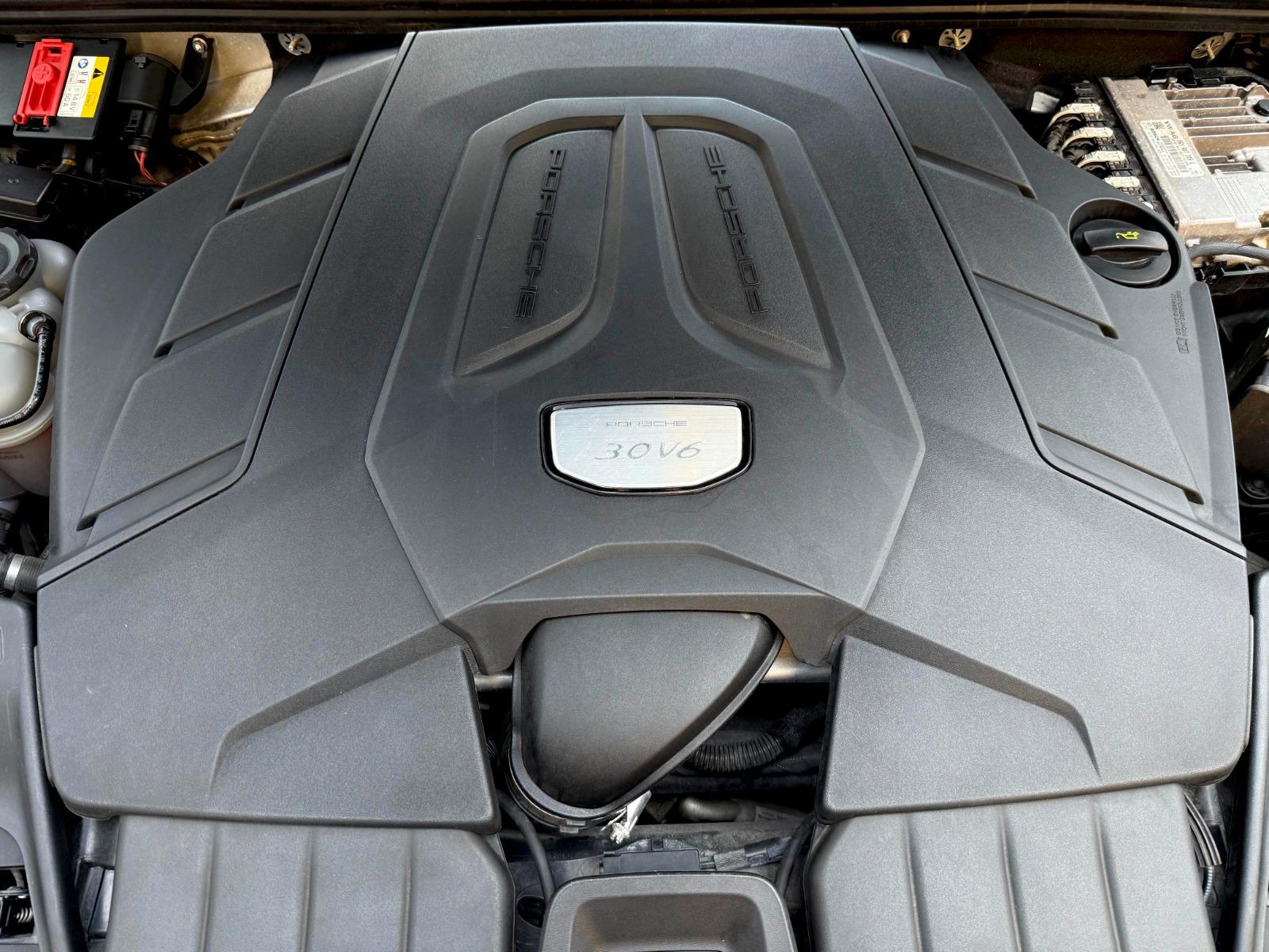 2026 PORSCHE Cayenne - ENGINE