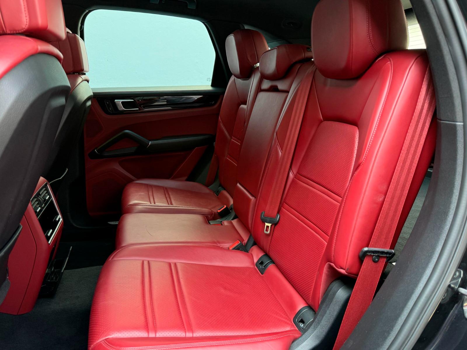 2026 PORSCHE Cayenne - SEATS_REAR